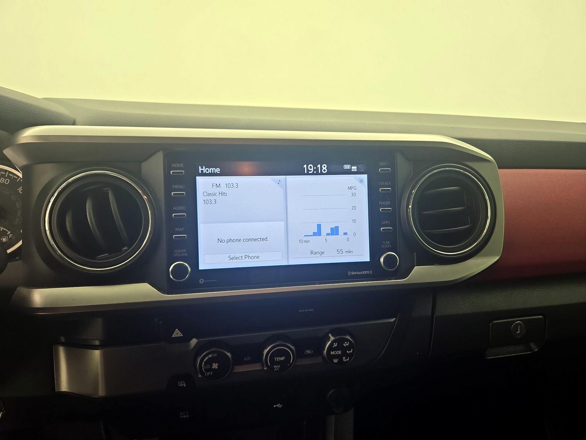 Thumbnail: 2022 Toyota Tacoma - 15