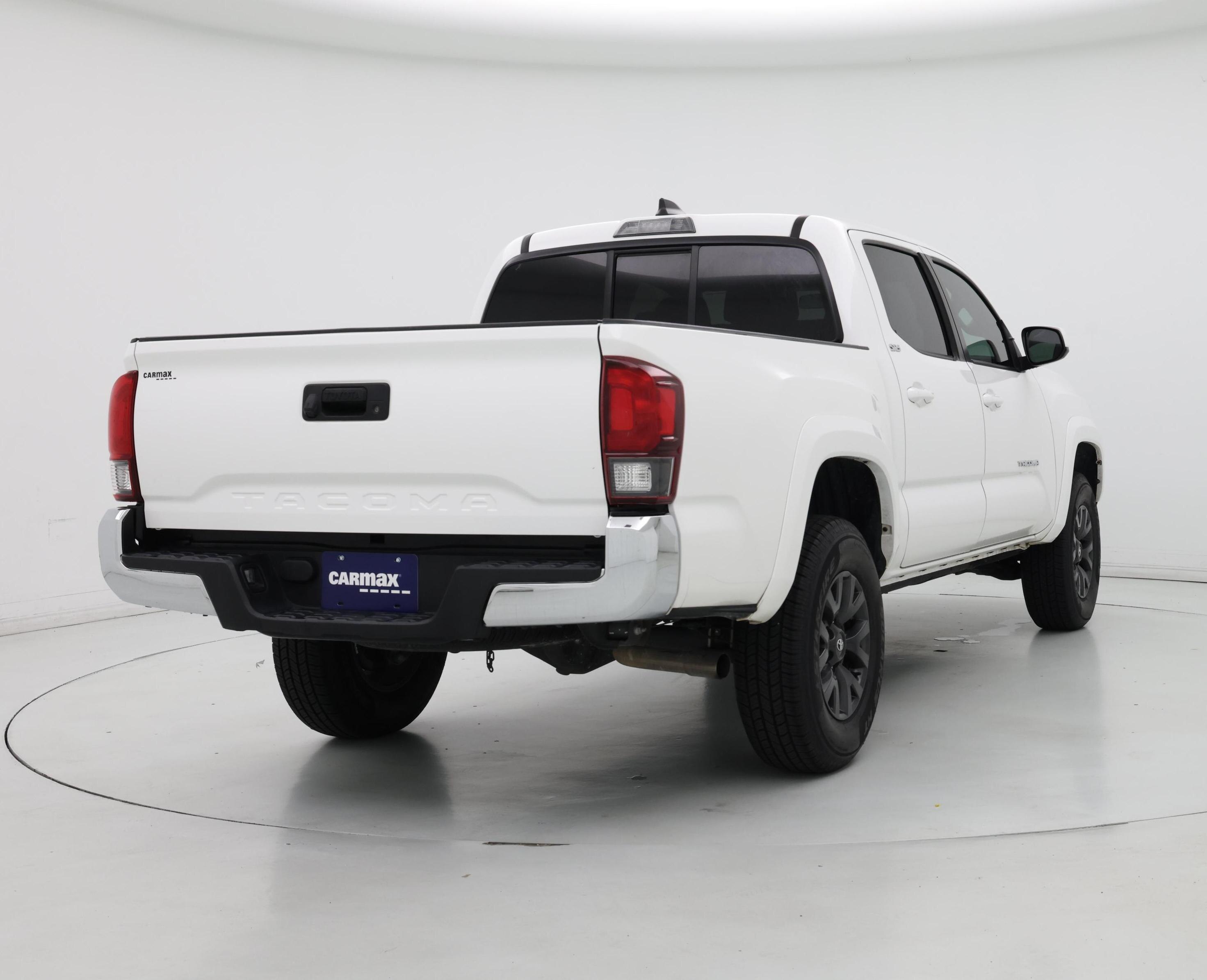 Thumbnail: 2022 Toyota Tacoma - 8
