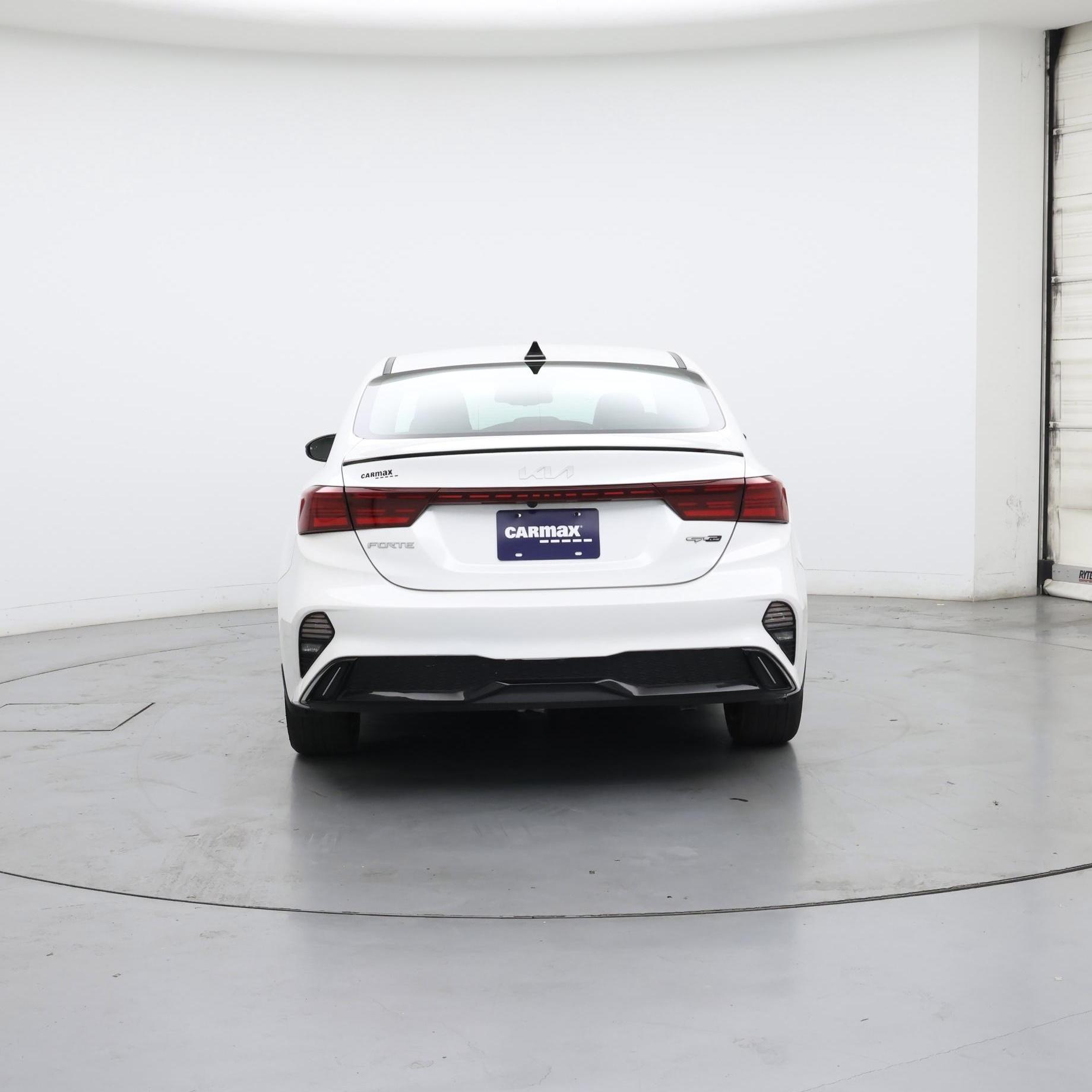 Thumbnail: 2022 Kia Forte - 6