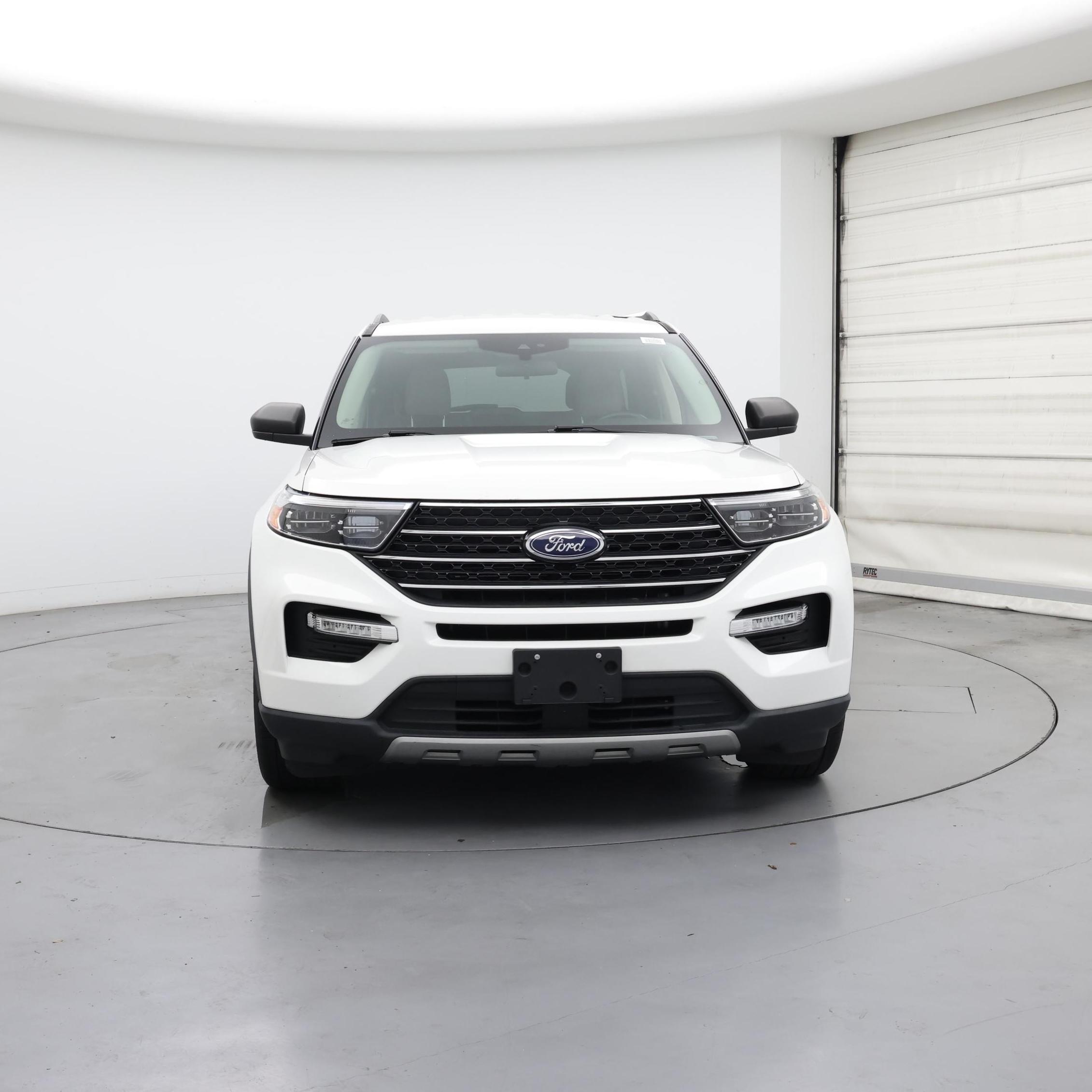 Thumbnail: 2021 Ford Explorer - 5
