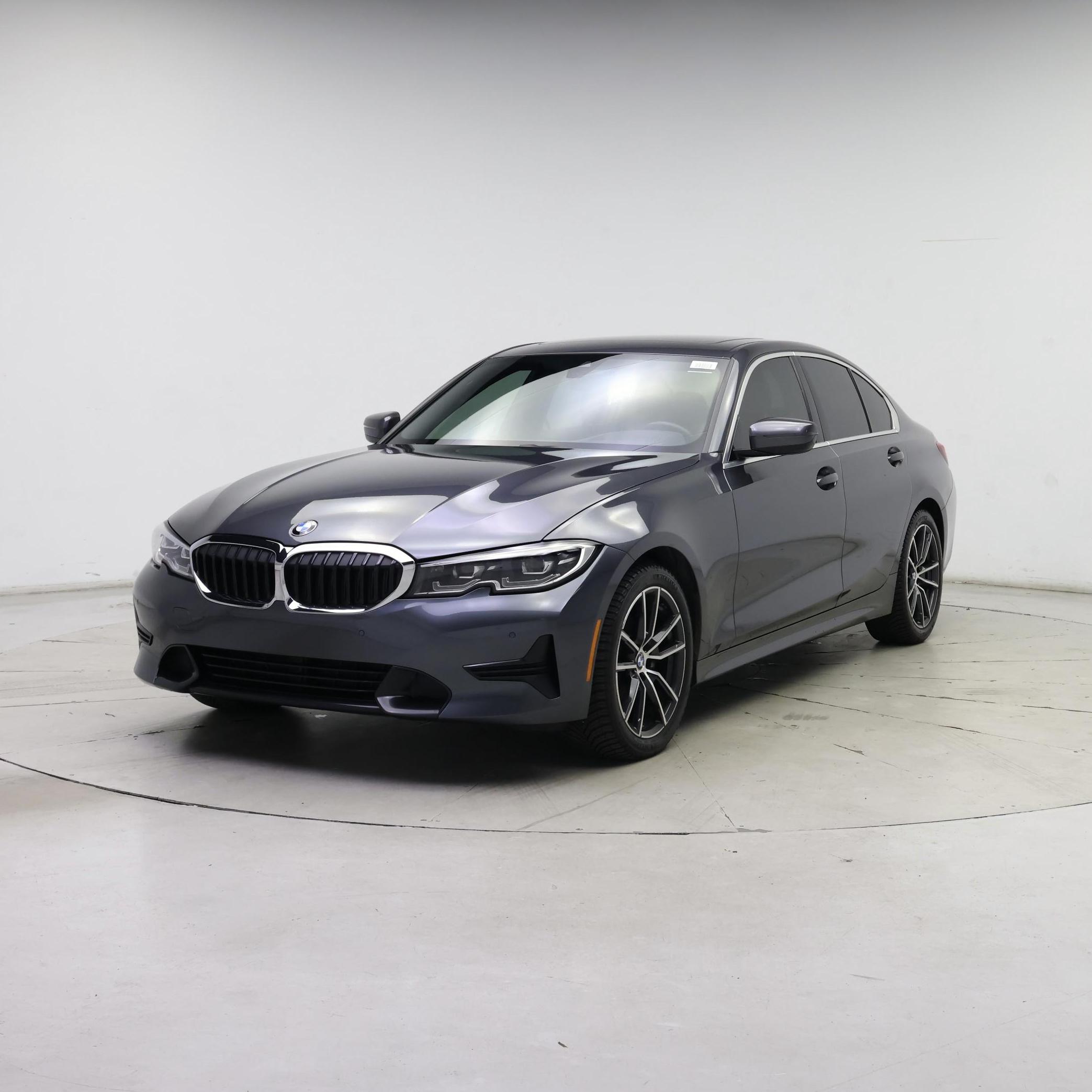 Thumbnail: 2021 BMW 3 Series - 4