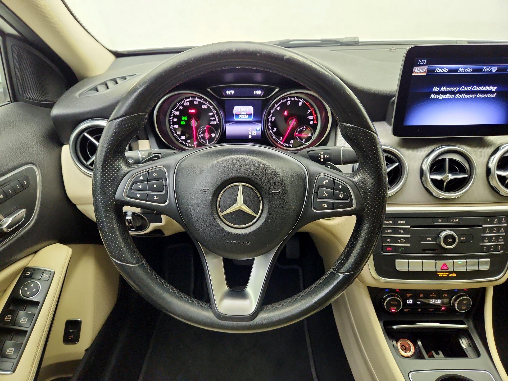 Thumbnail: 2018 Mercedes-Benz GLA - 10