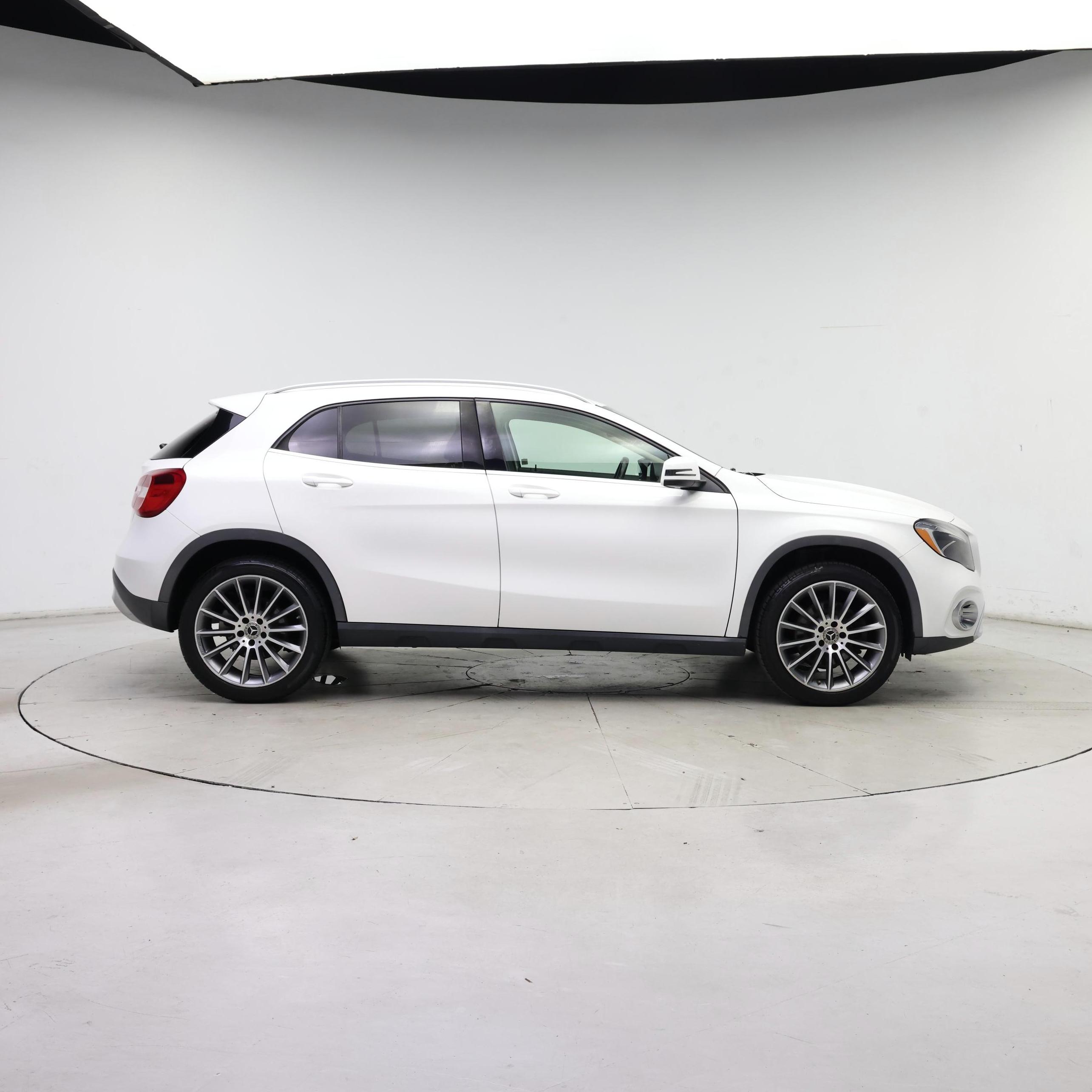 Thumbnail: 2018 Mercedes-Benz GLA - 7