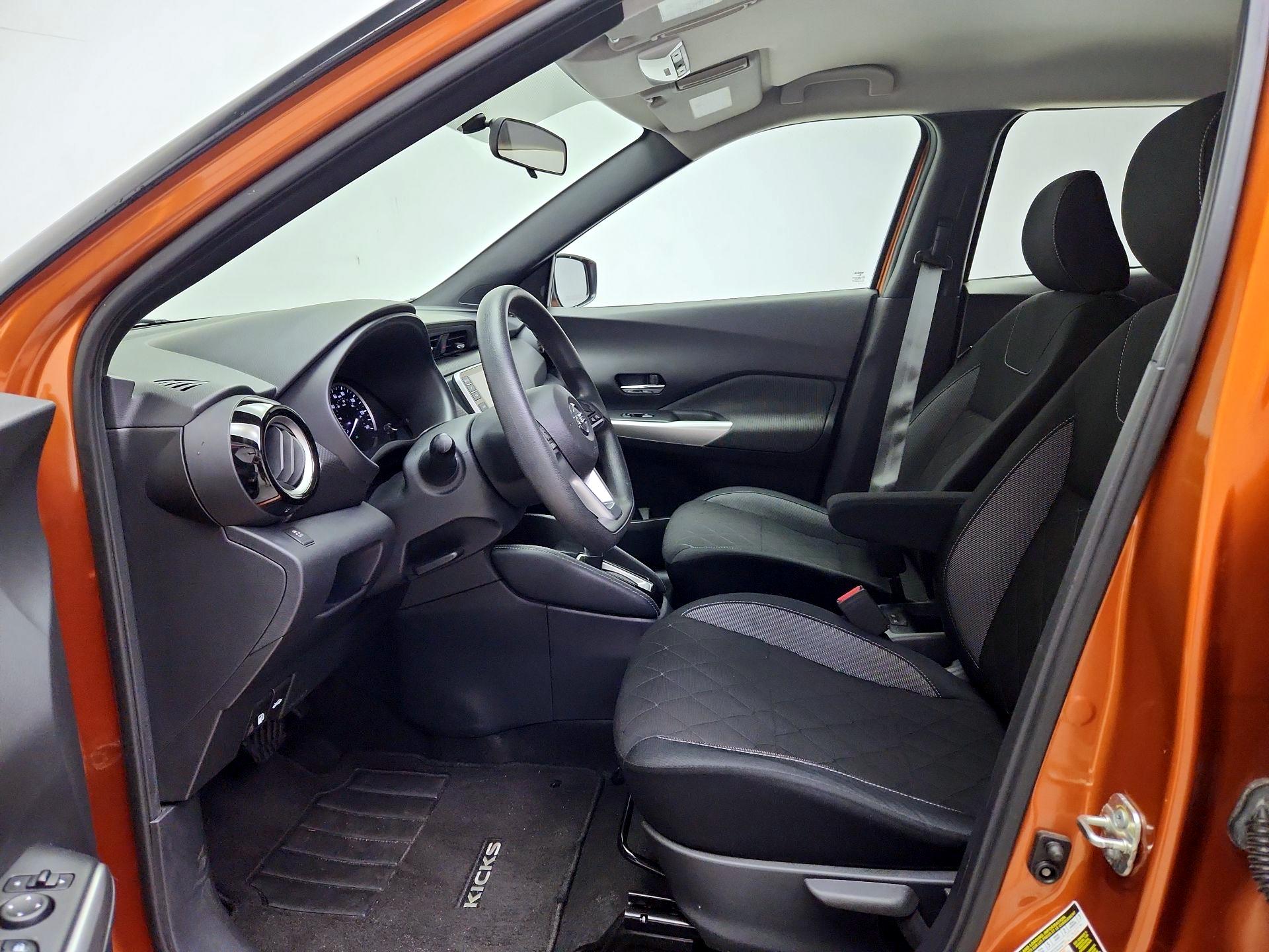 Thumbnail: 2019 Nissan Kicks - 11