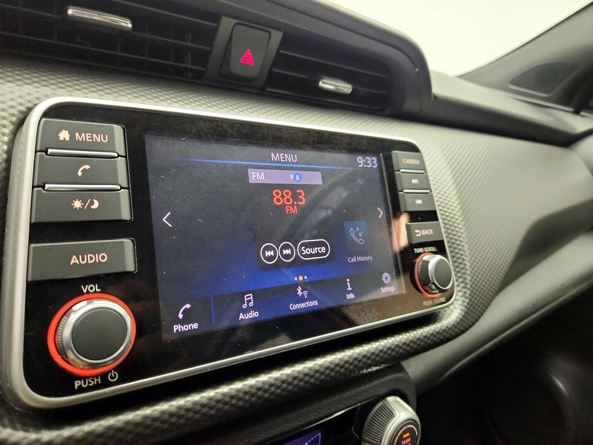 Thumbnail: 2019 Nissan Kicks - 15