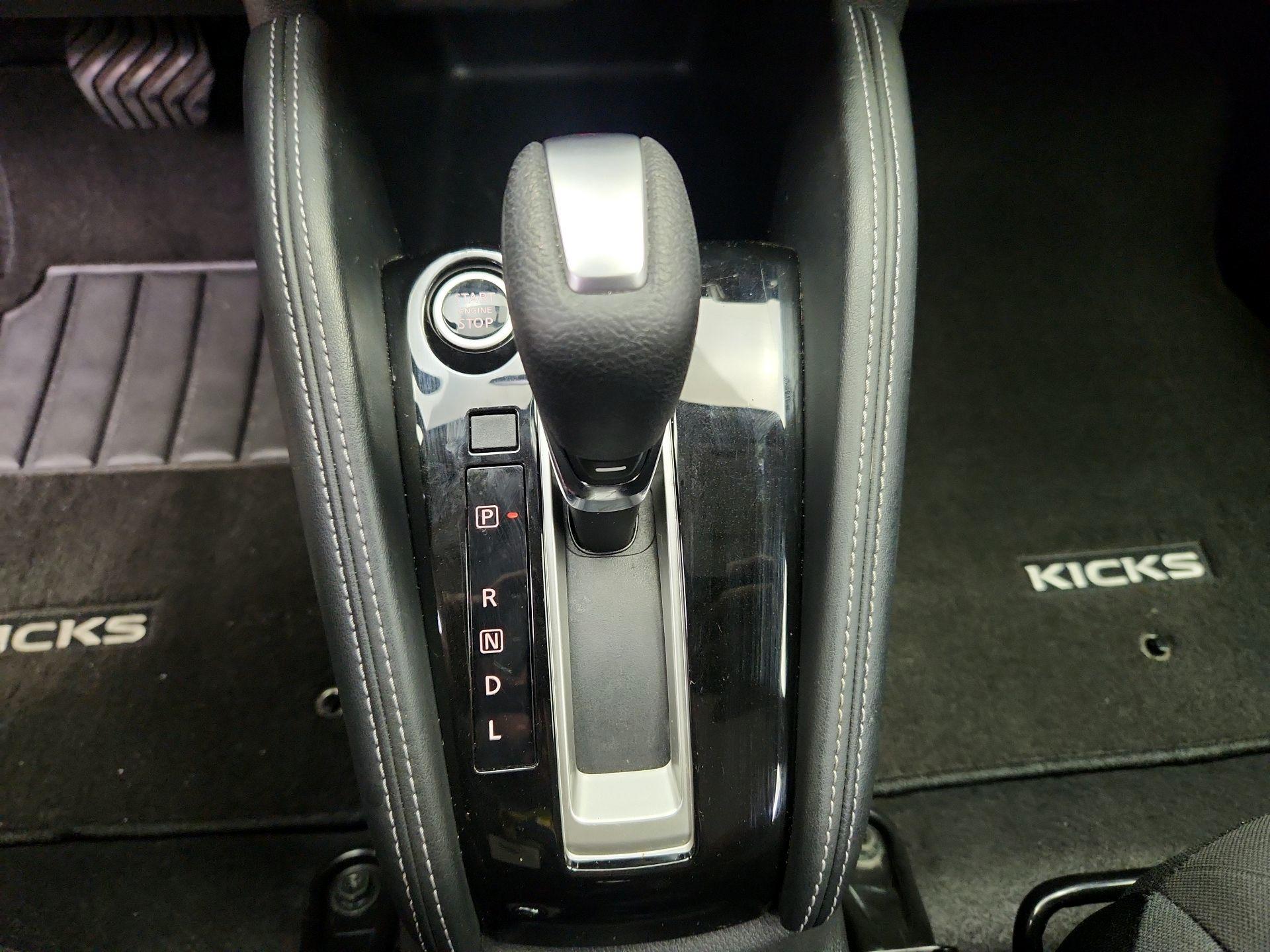 Thumbnail: 2019 Nissan Kicks - 17