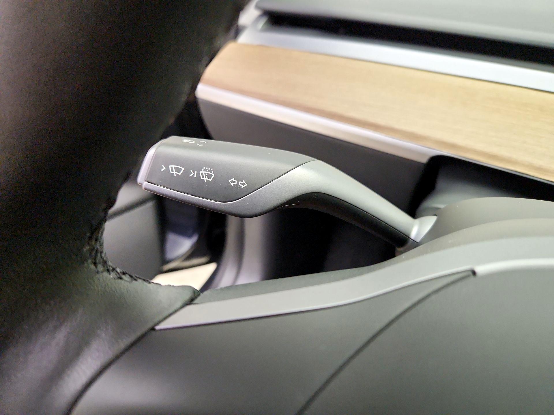 Thumbnail: 2022 Tesla Model 3 - 13