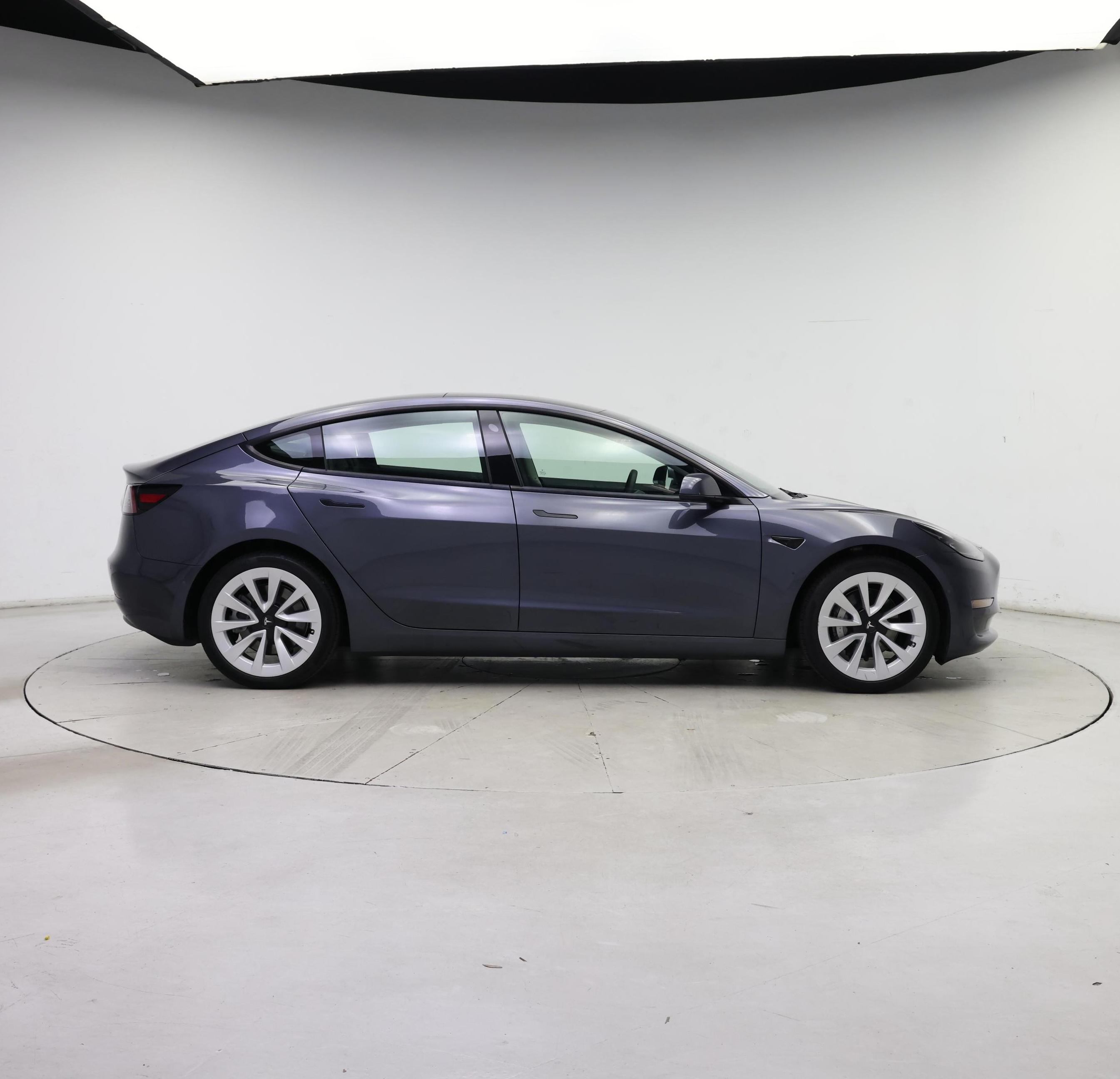 Thumbnail: 2022 Tesla Model 3 - 7