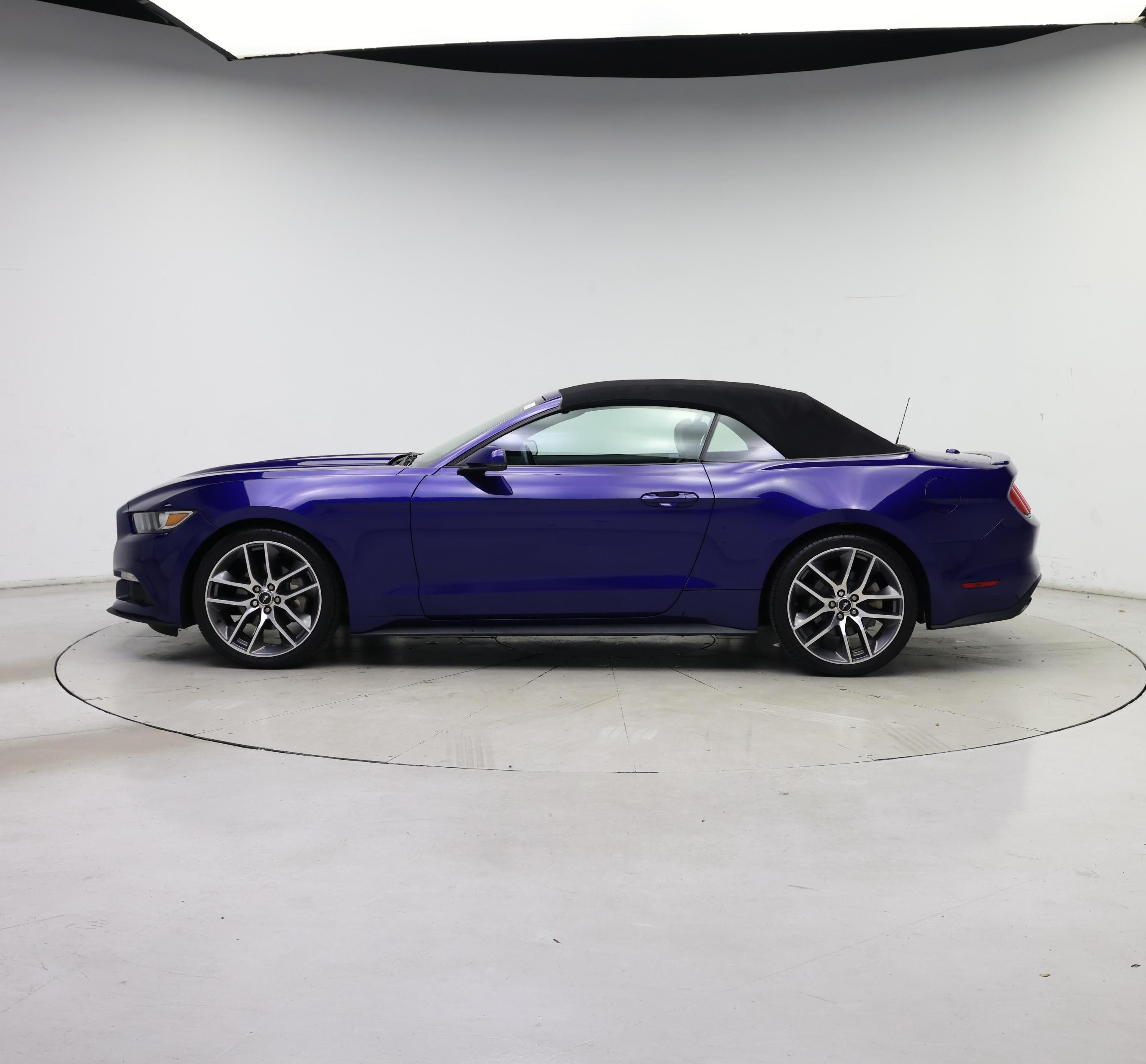 Thumbnail: 2015 Ford Mustang - 3