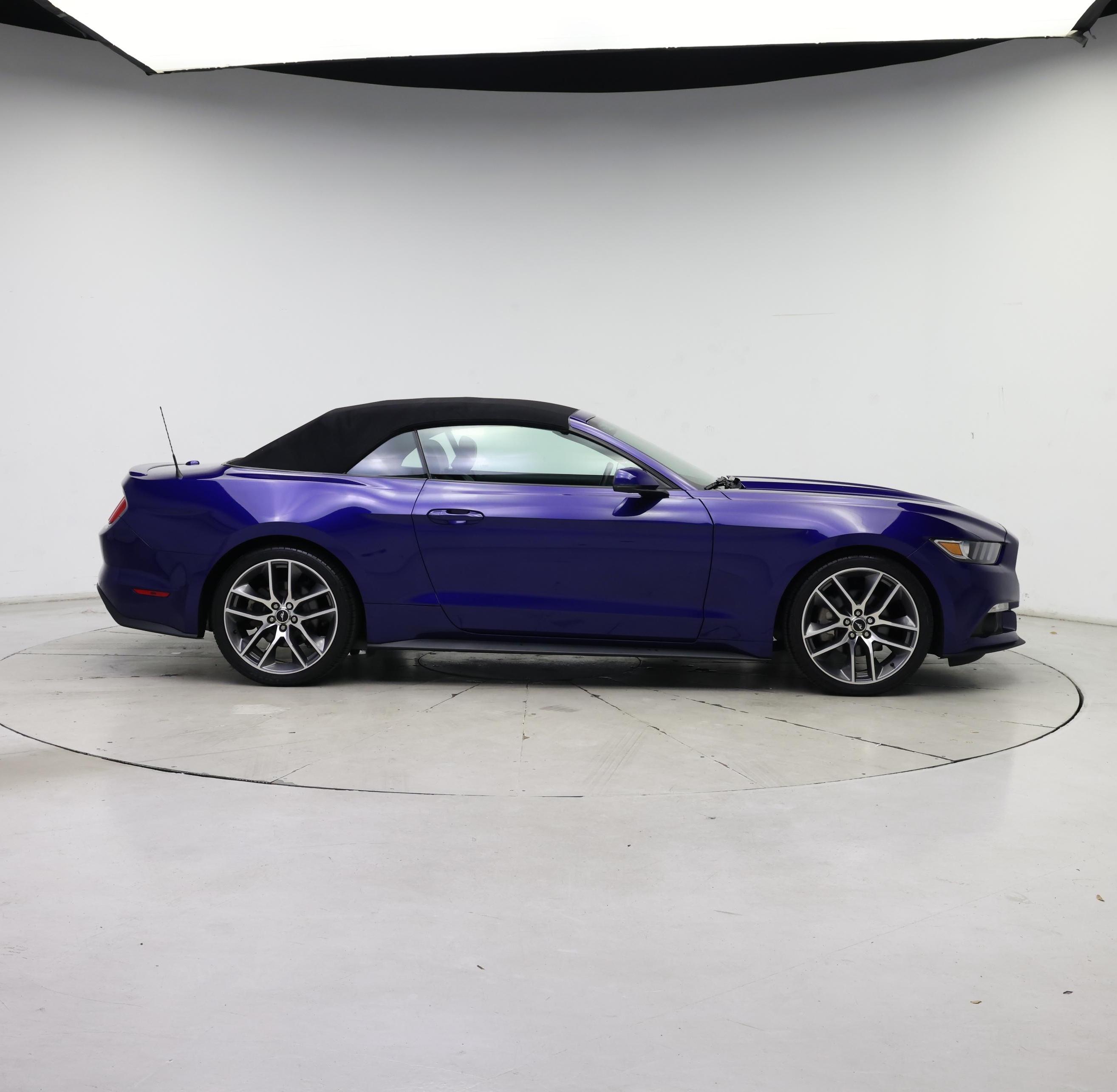 Thumbnail: 2015 Ford Mustang - 7