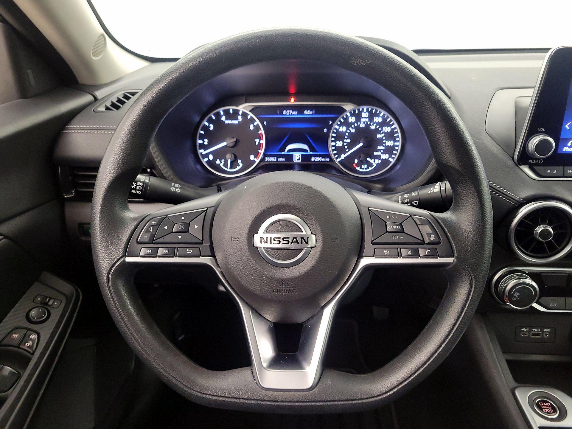 Thumbnail: 2023 Nissan Sentra - 10