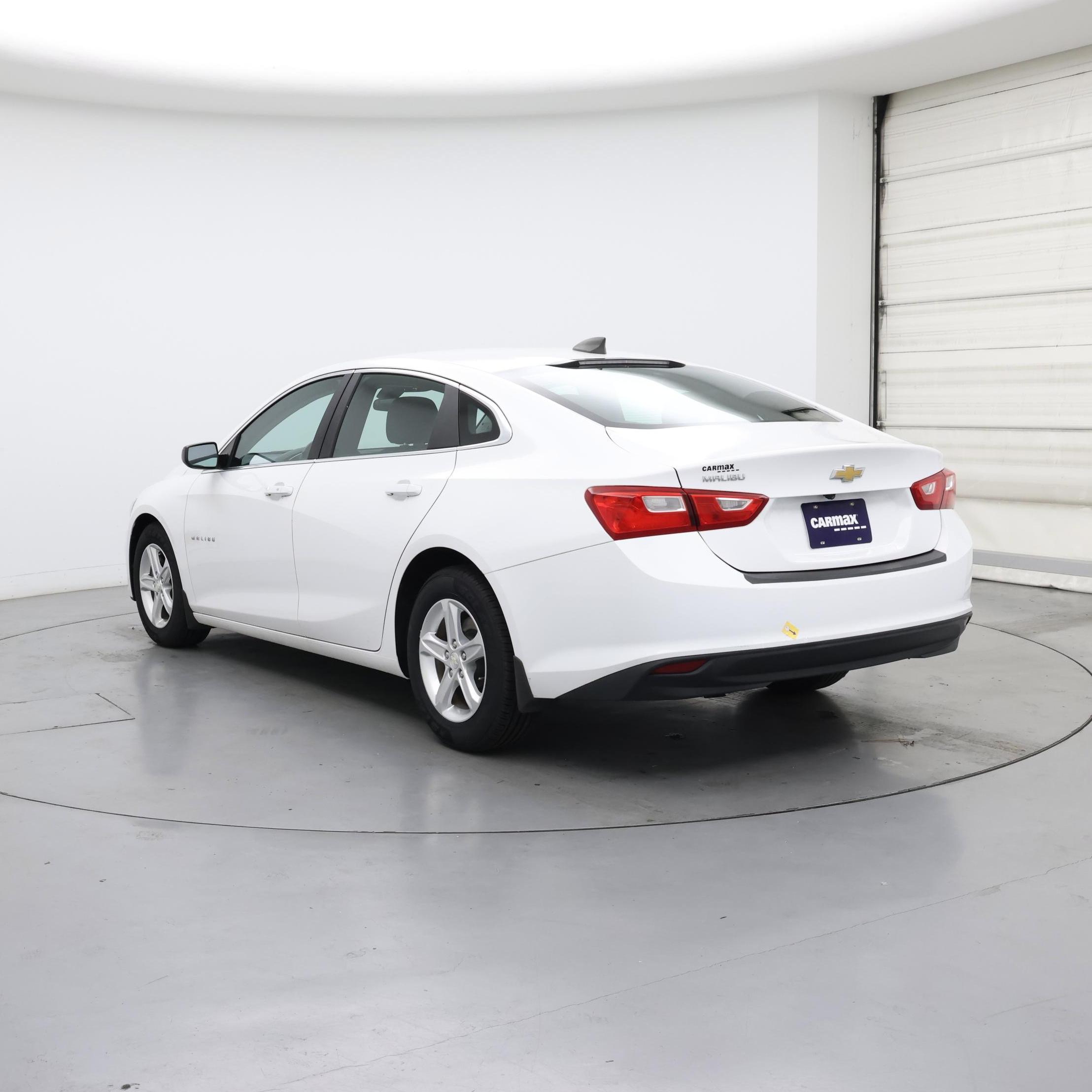 Thumbnail: 2020 Chevrolet Malibu - 2