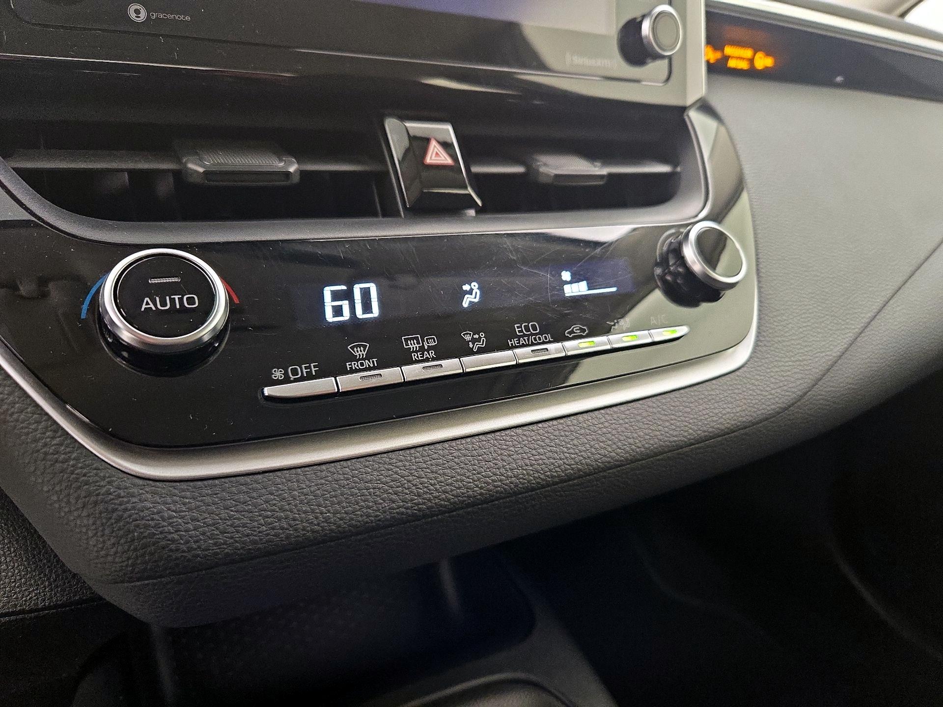 Thumbnail: 2021 Toyota Corolla - 16