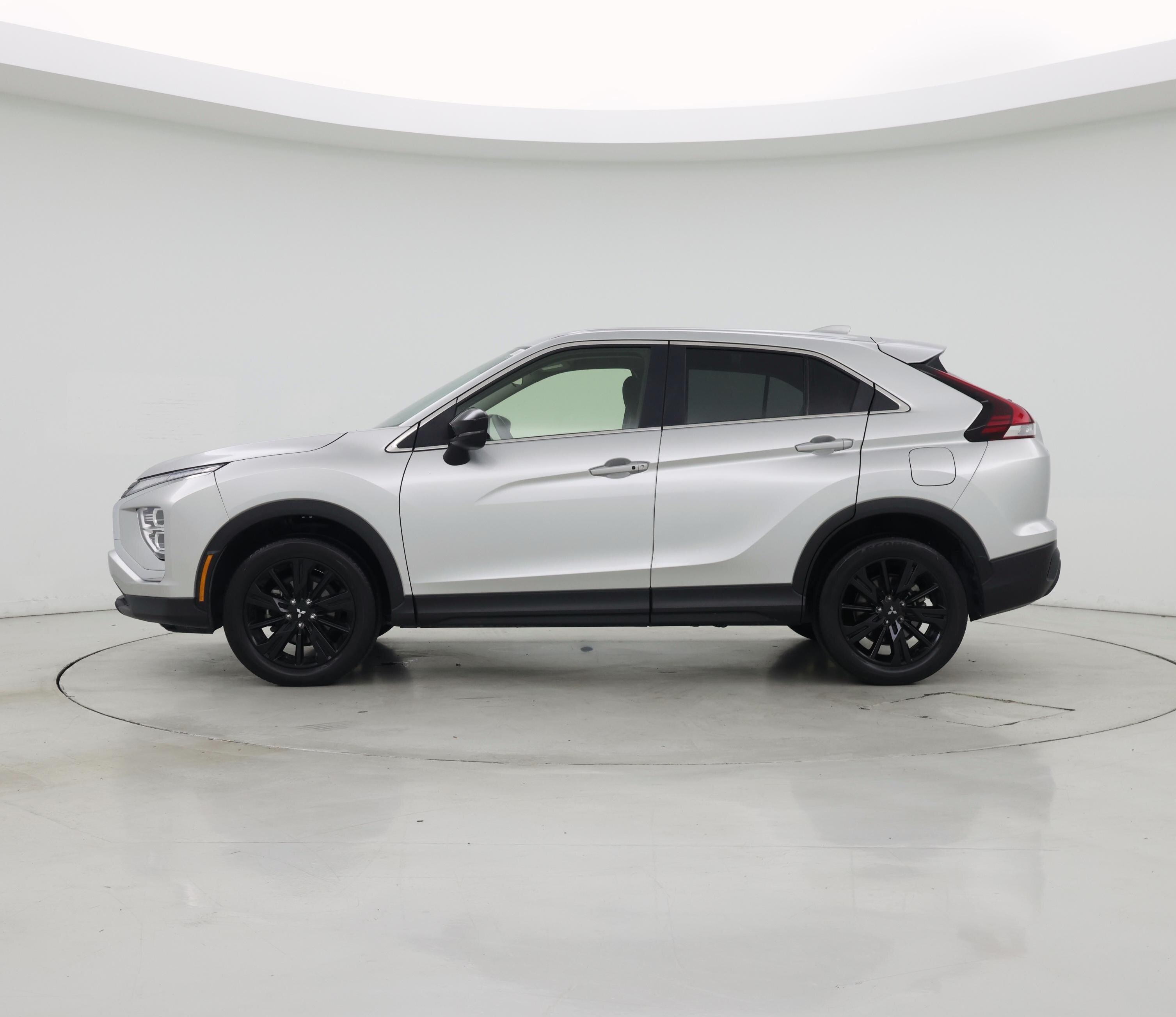 Thumbnail: 2024 Mitsubishi Eclipse Cross - 3