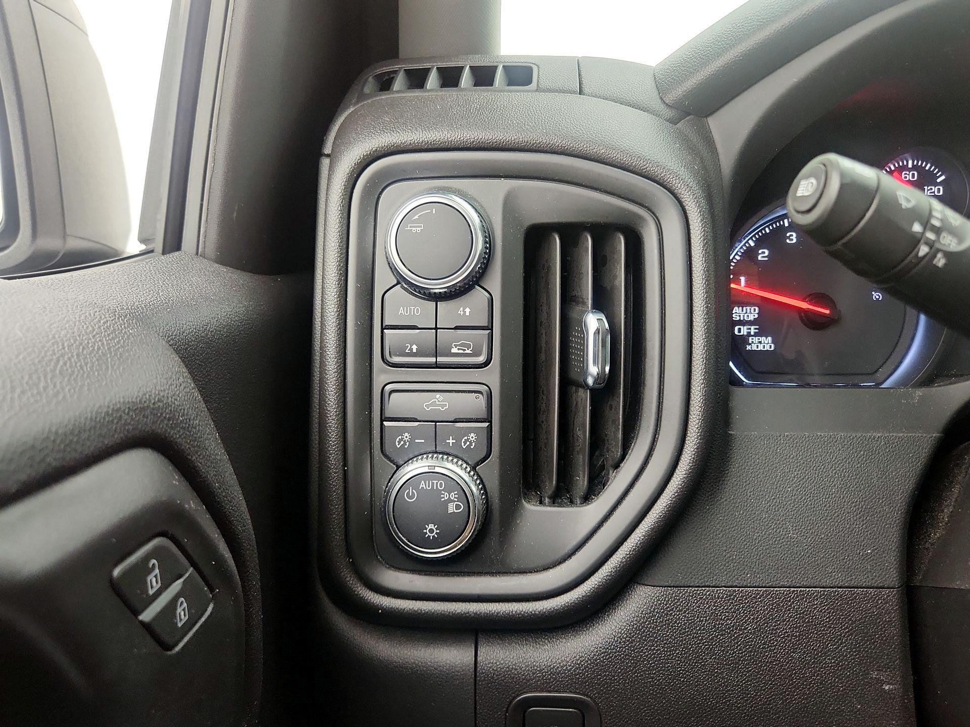 Thumbnail: 2023 GMC Sierra 1500 - 13