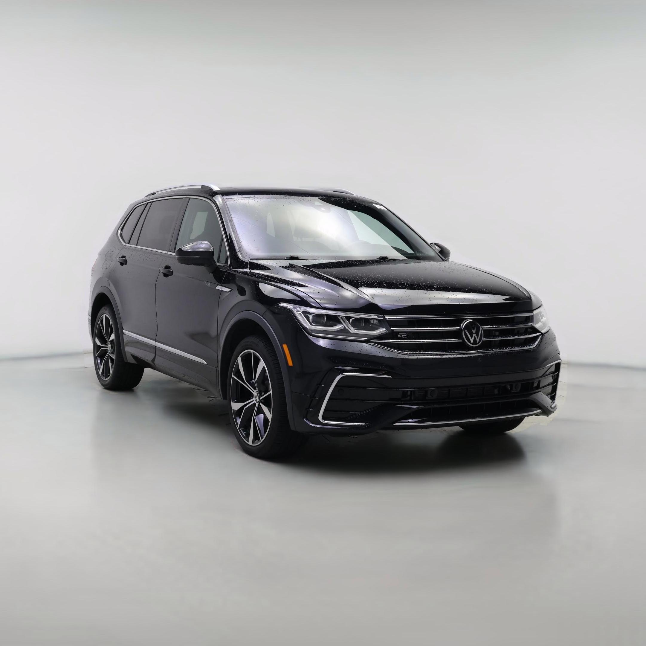 Thumbnail: 2022 Volkswagen Tiguan - 1