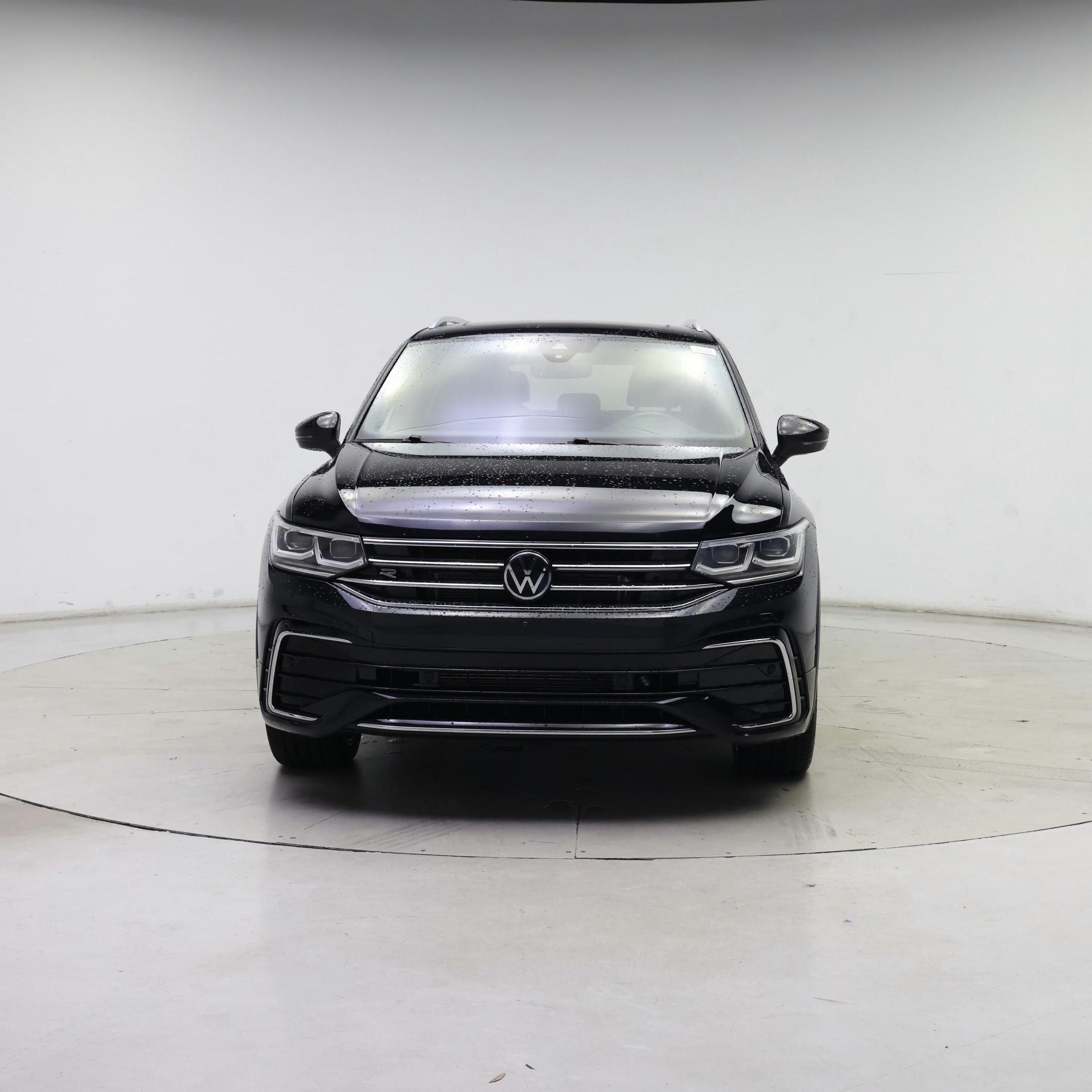 Thumbnail: 2022 Volkswagen Tiguan - 5