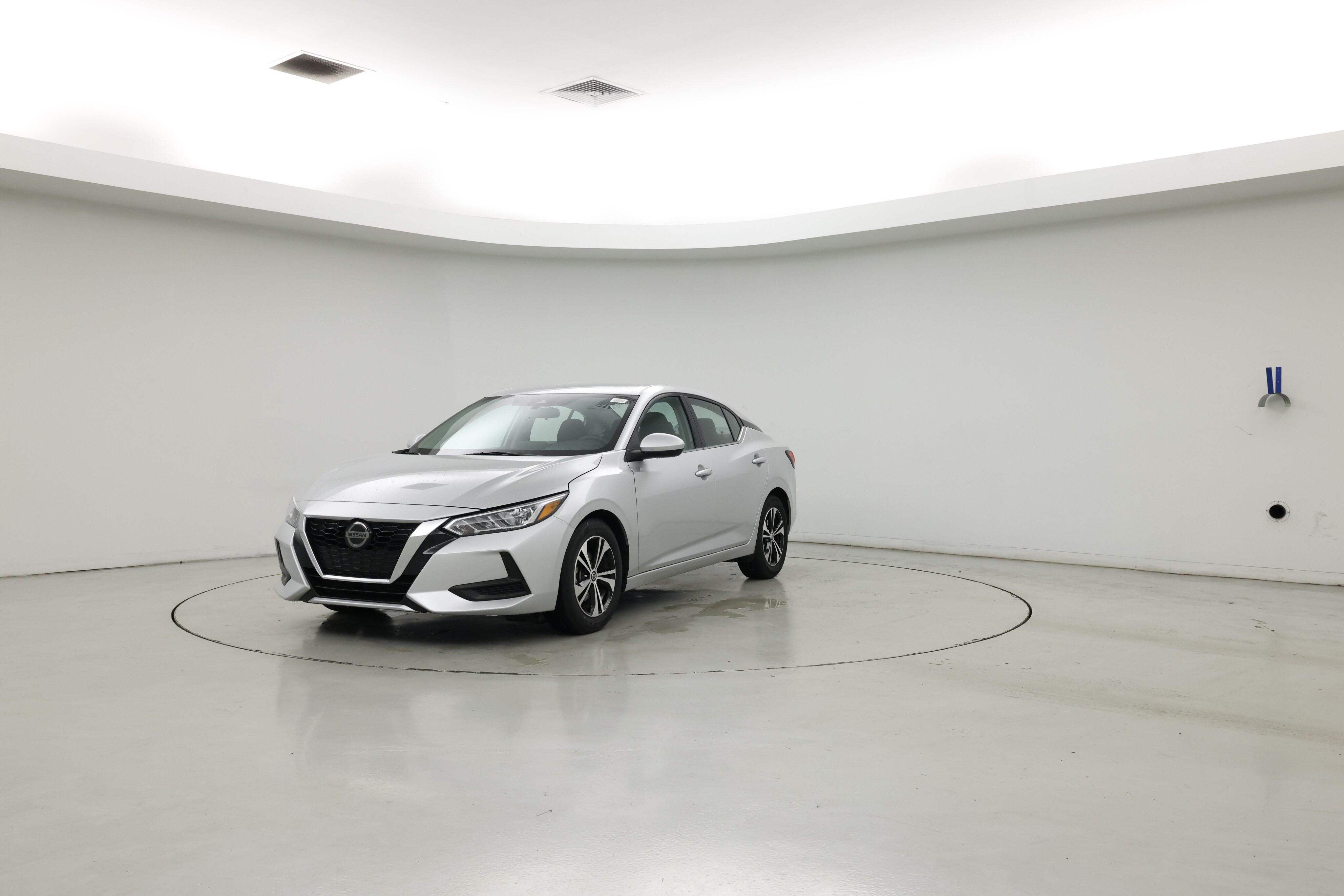 Thumbnail: 2023 Nissan Sentra - 4