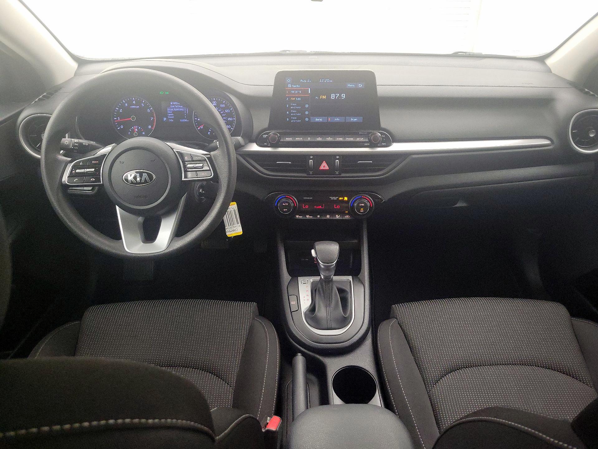 Thumbnail: 2019 Kia Forte - 9