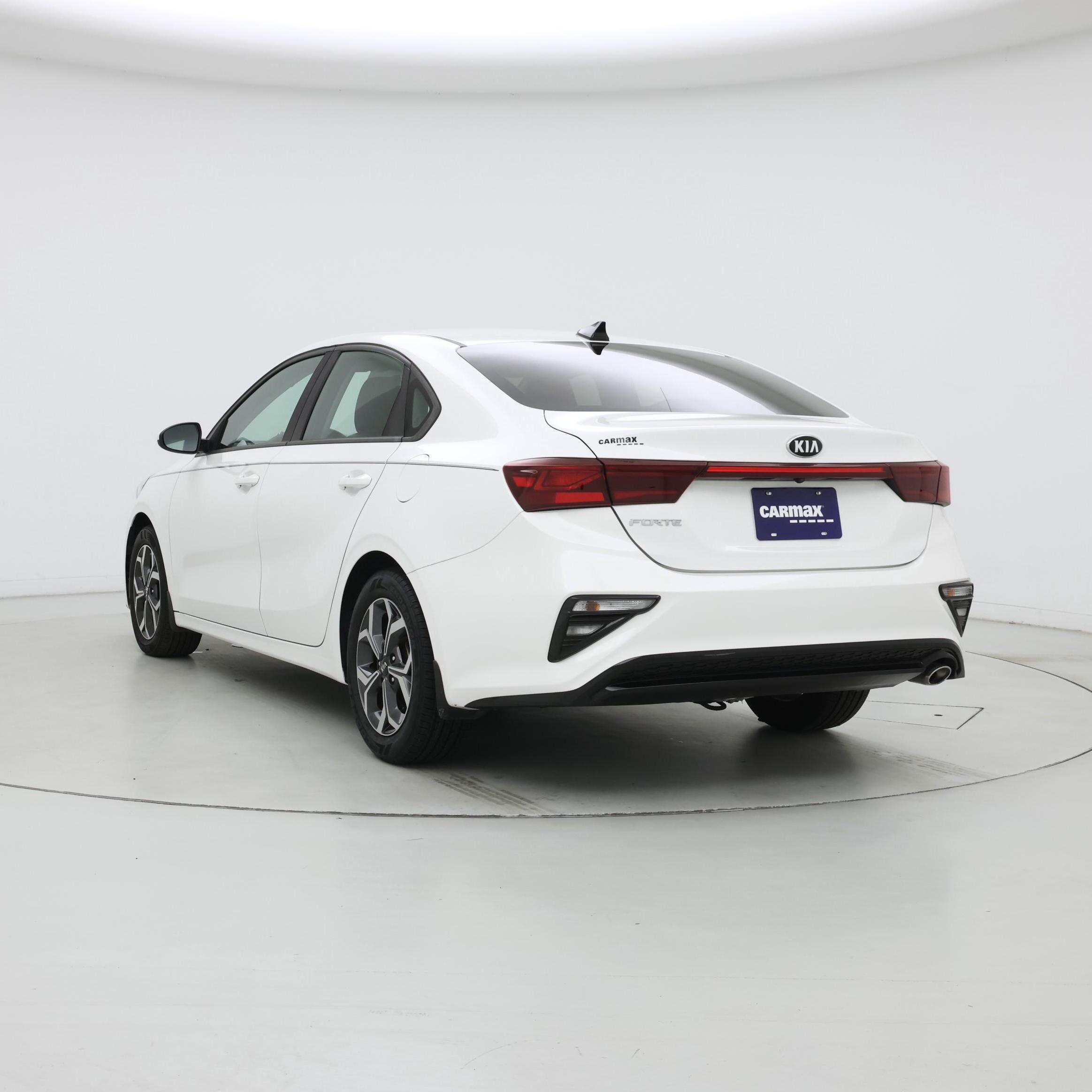 Thumbnail: 2019 Kia Forte - 2
