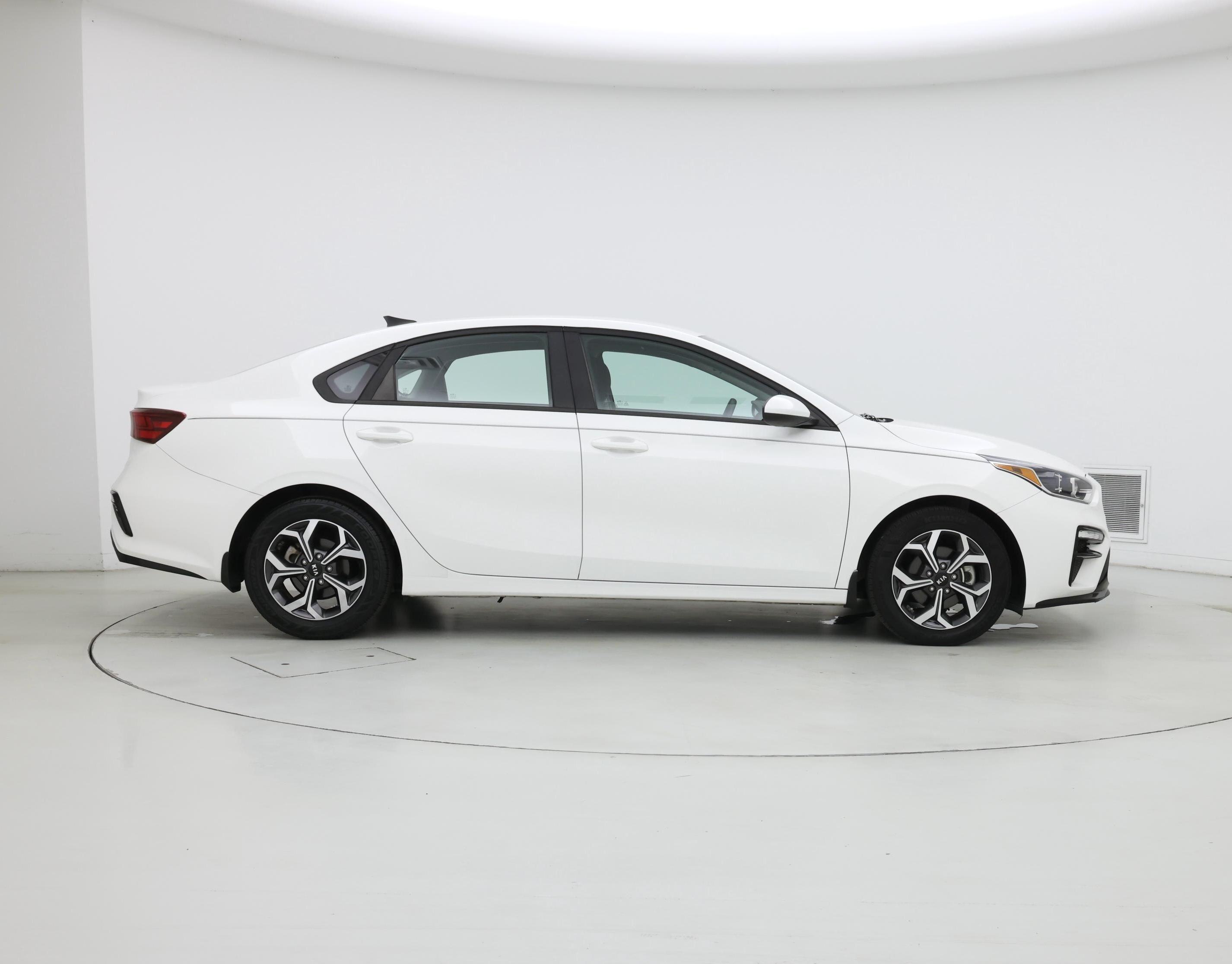Thumbnail: 2019 Kia Forte - 7