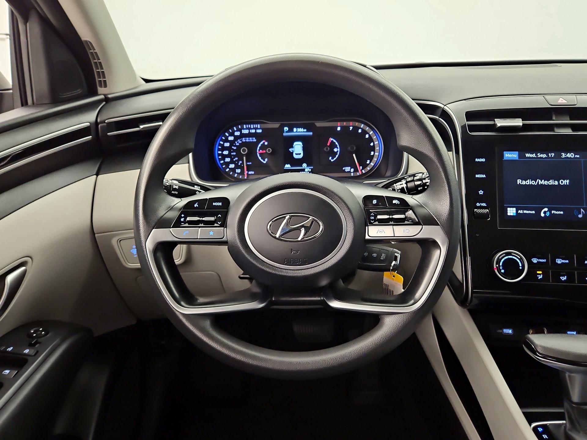 Thumbnail: 2022 Hyundai Tucson - 10