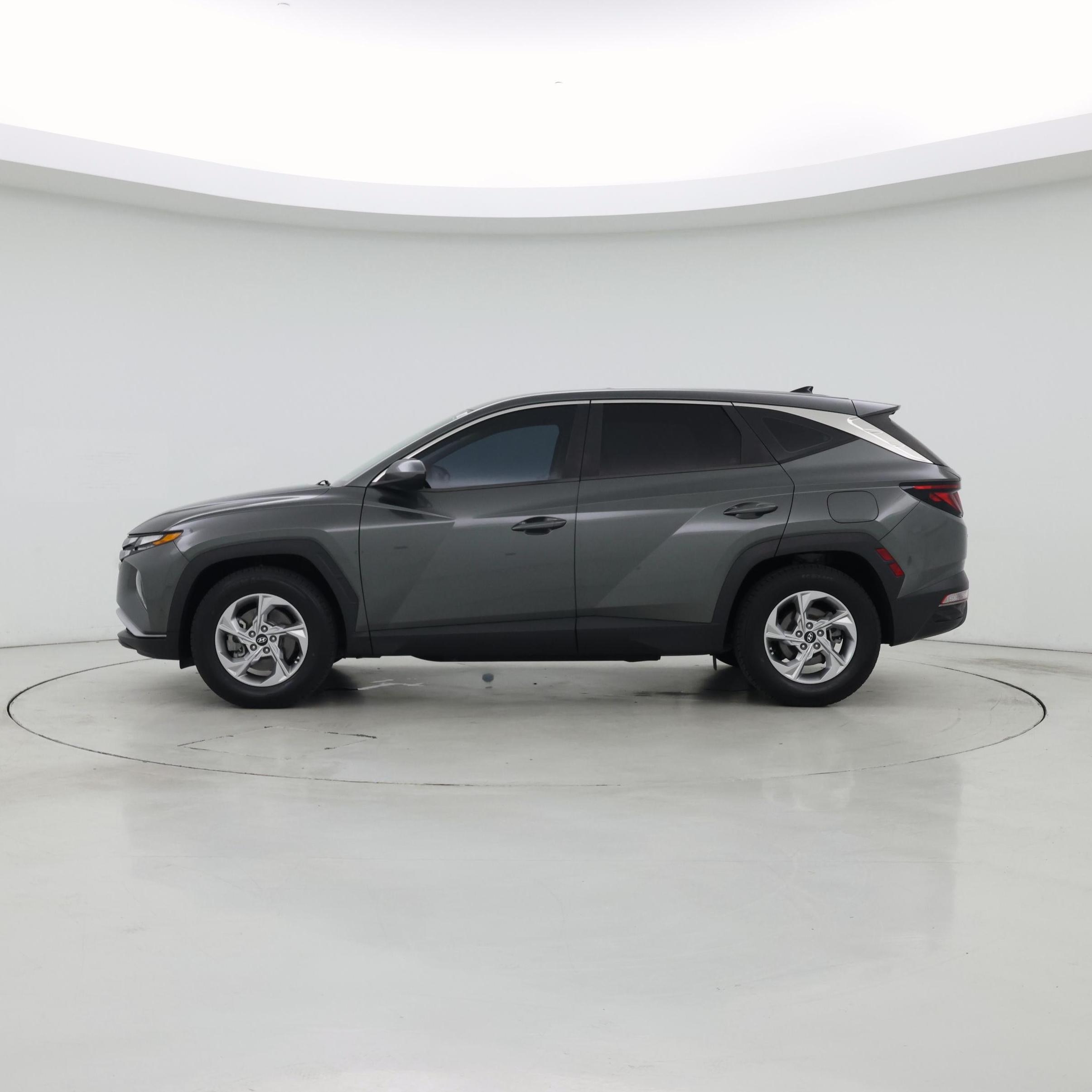 Thumbnail: 2022 Hyundai Tucson - 3