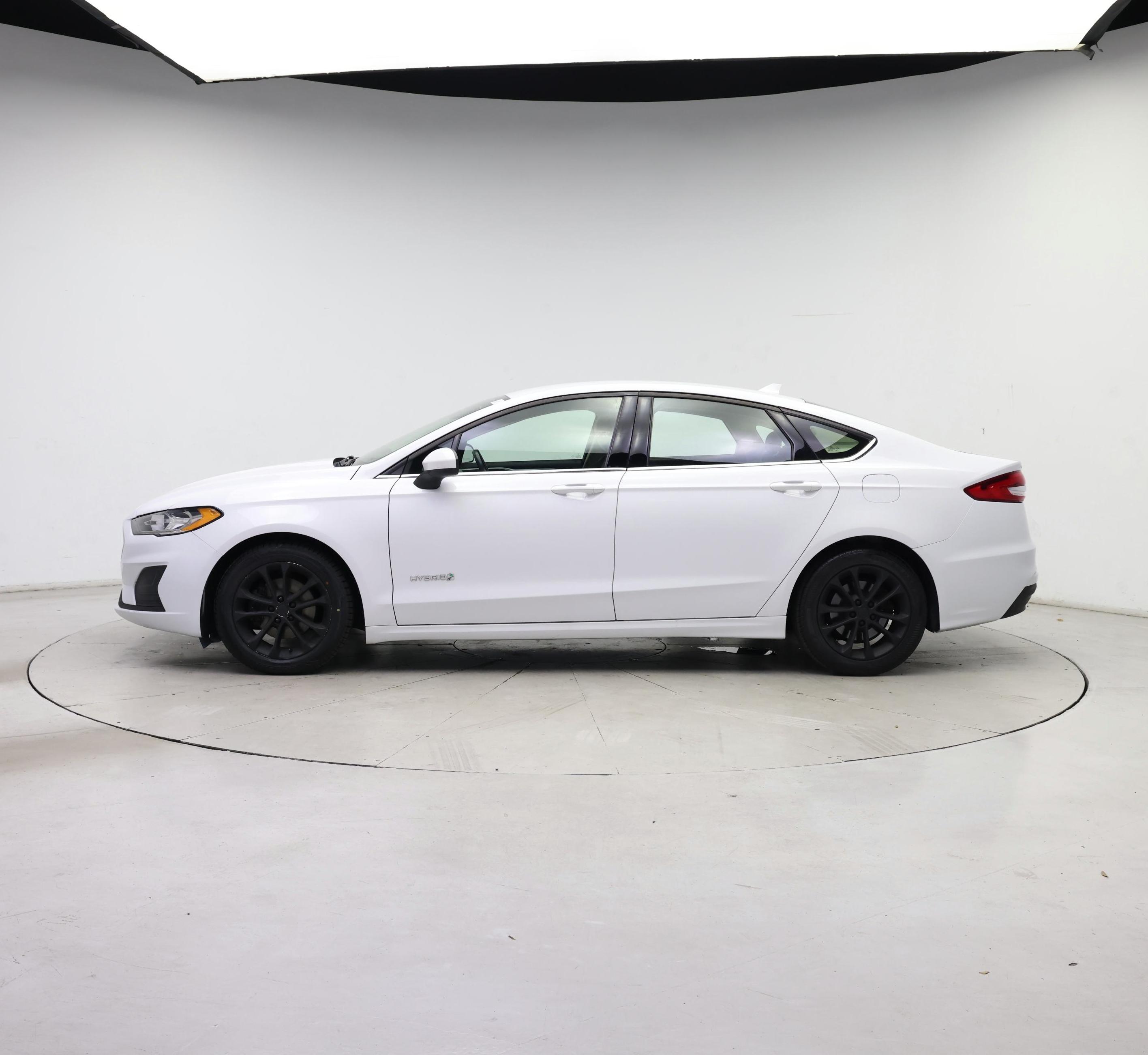 Thumbnail: 2019 Ford Fusion - 3