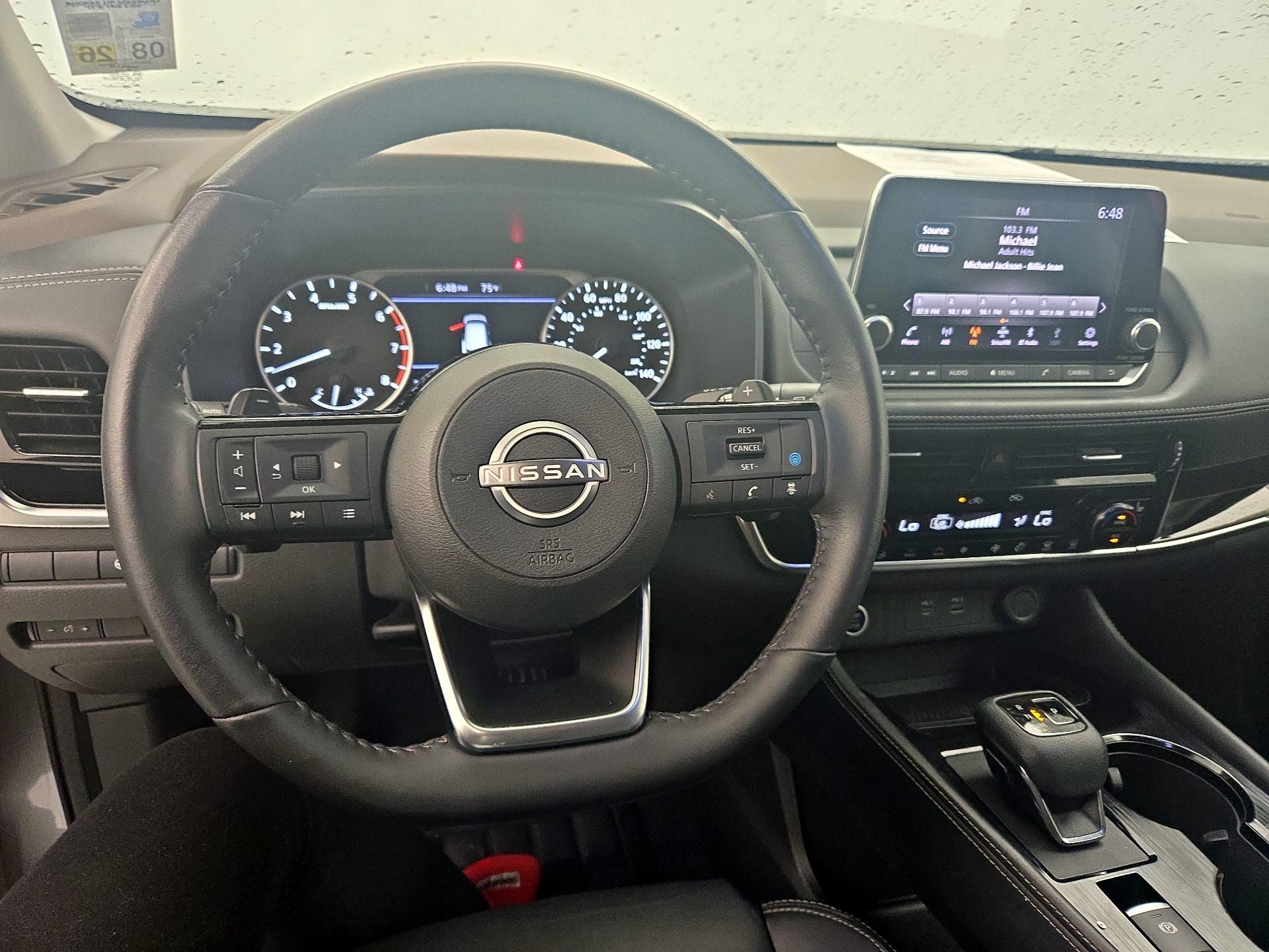 Thumbnail: 2022 Nissan Rogue - 10