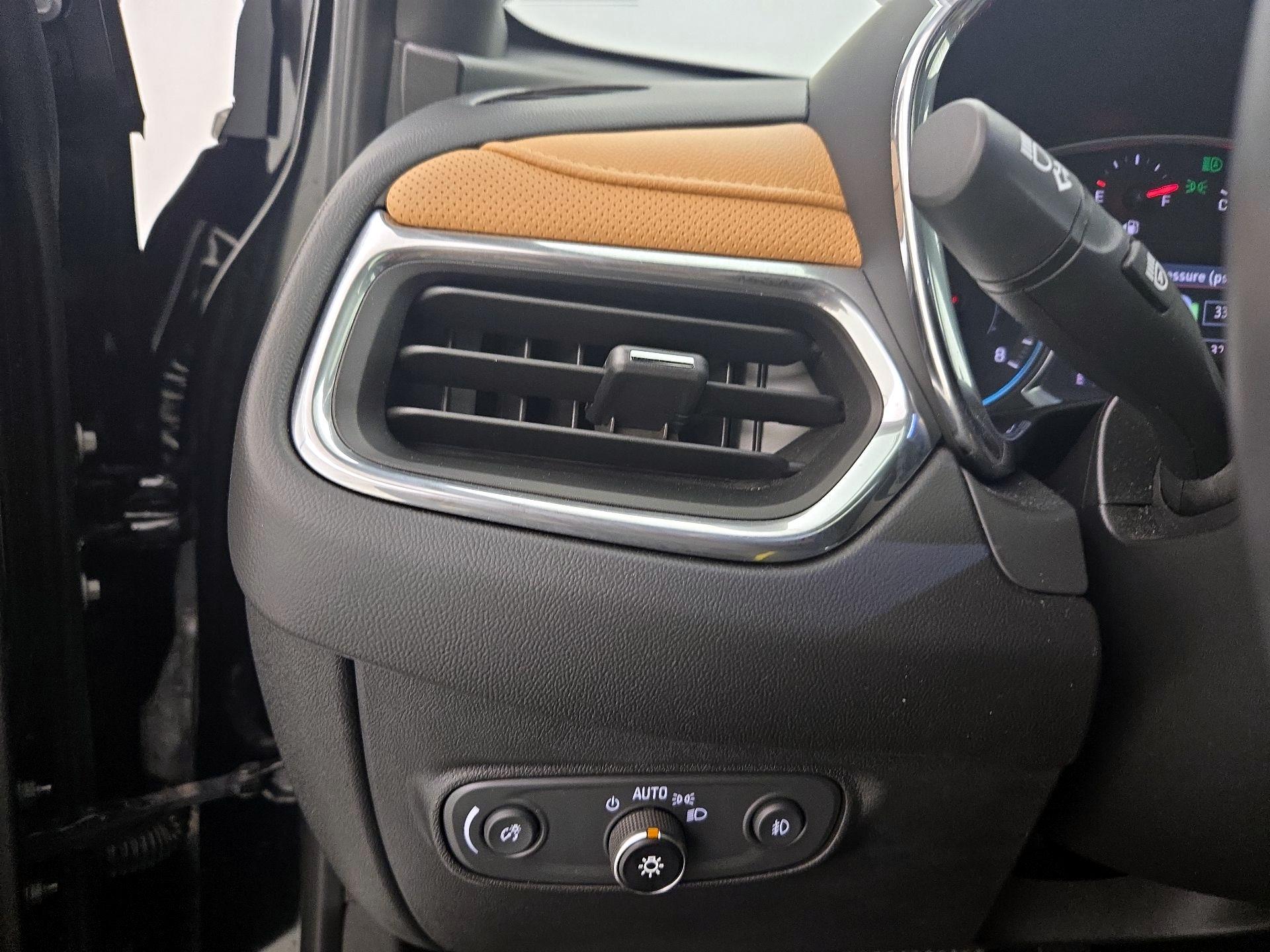 Thumbnail: 2020 Chevrolet Equinox - 13