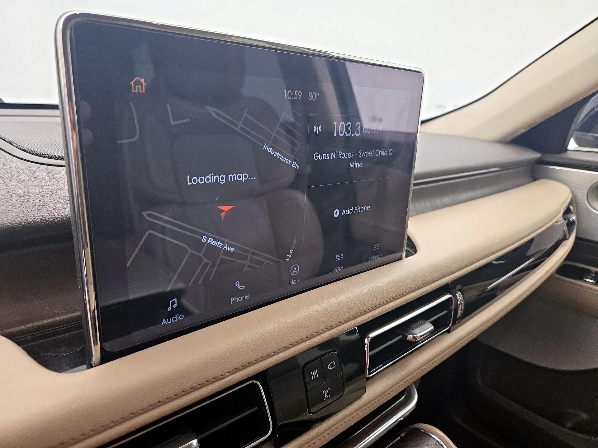 Thumbnail: 2020 Lincoln Aviator - 16