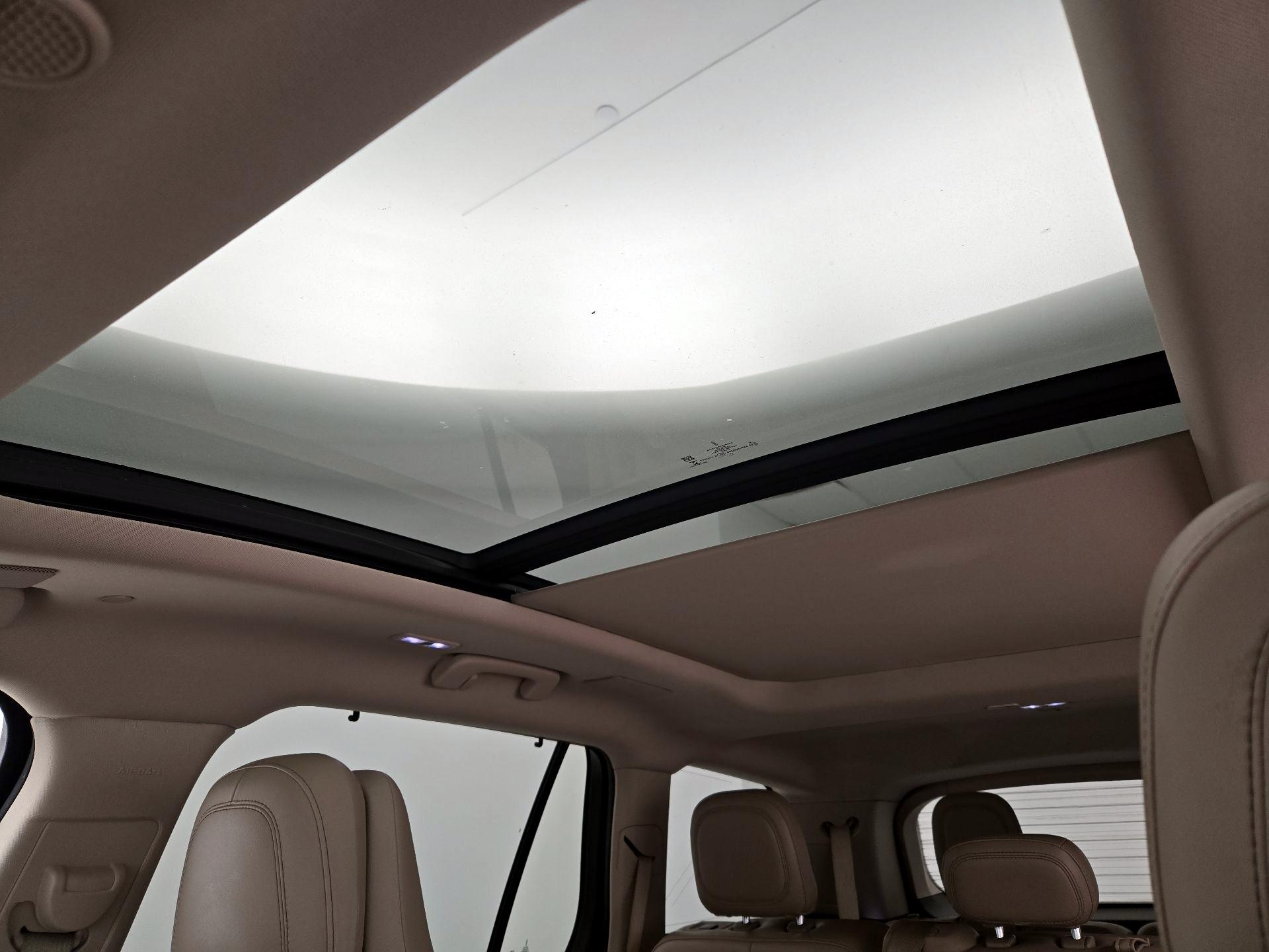 Thumbnail: 2020 Lincoln Aviator - 20