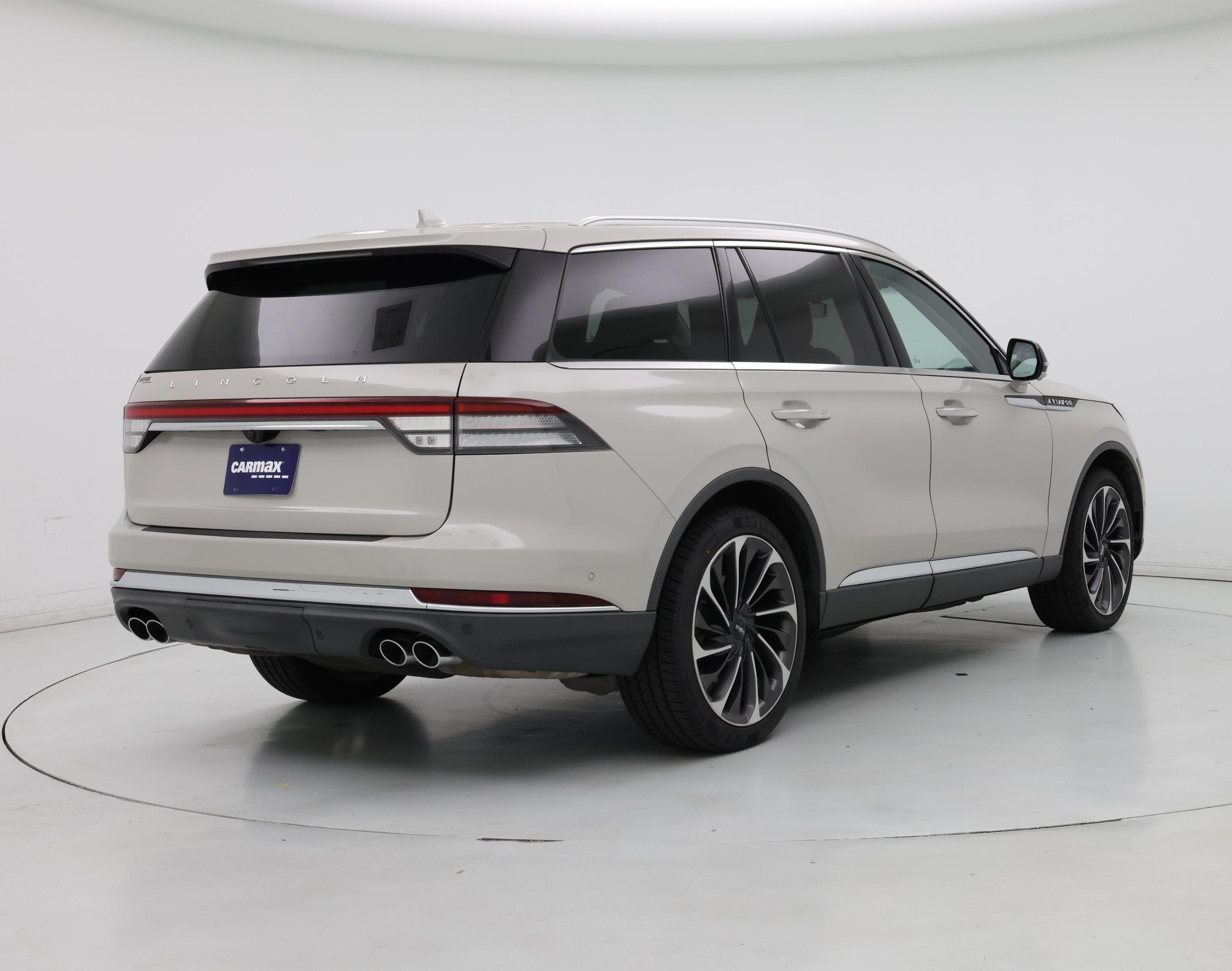 Thumbnail: 2020 Lincoln Aviator - 8
