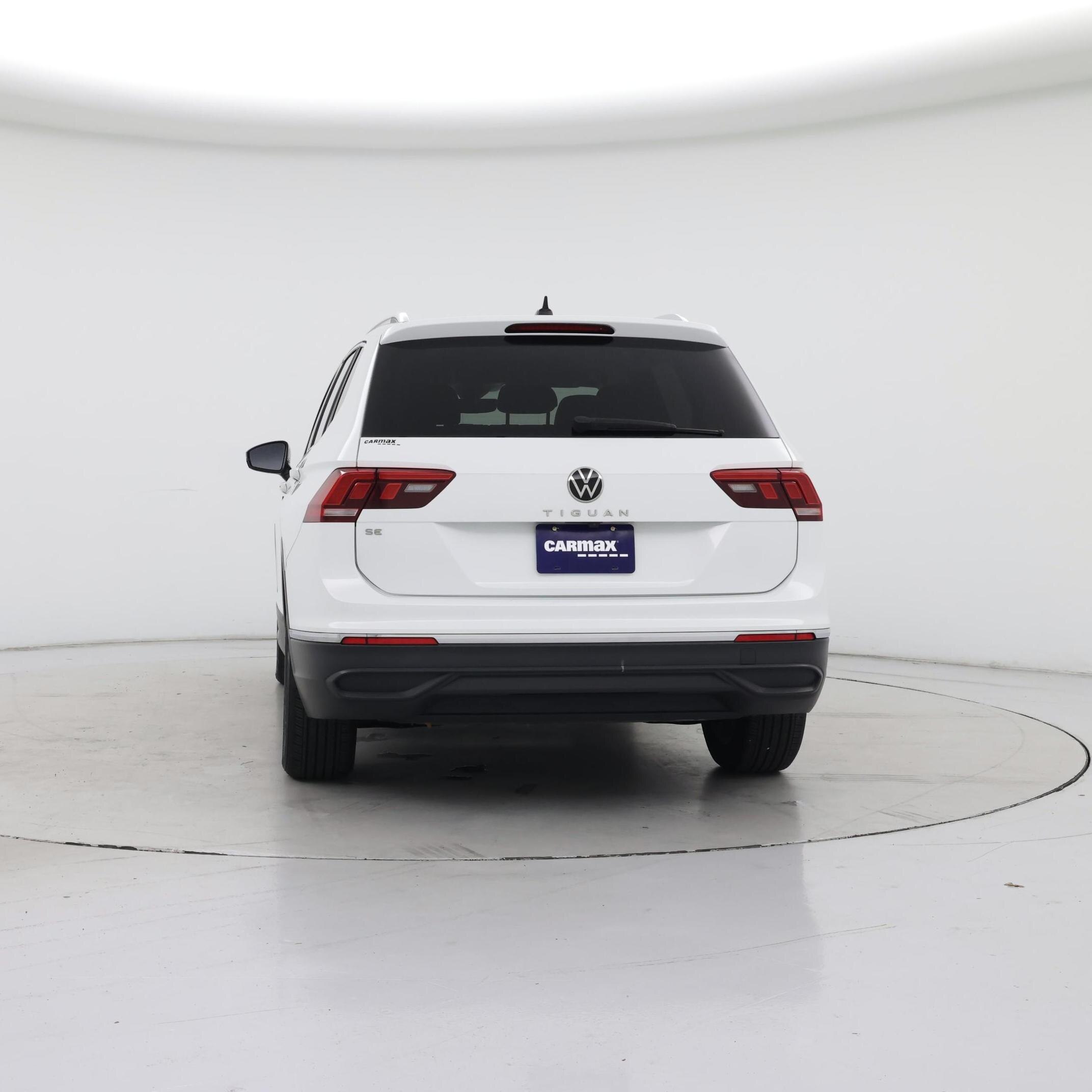 Thumbnail: 2022 Volkswagen Tiguan - 6
