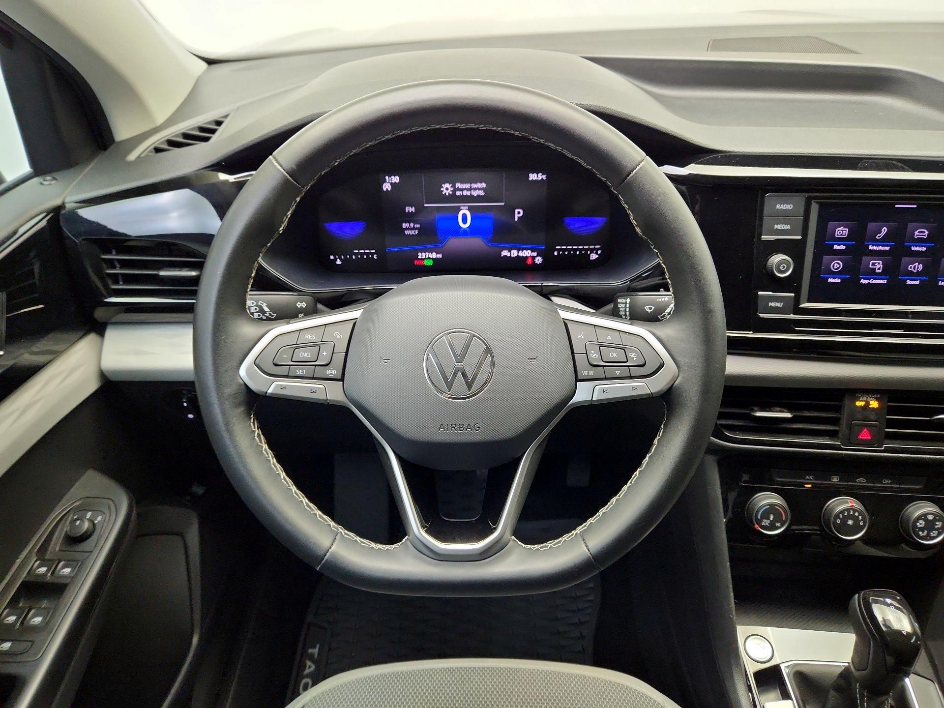 Thumbnail: 2023 Volkswagen Taos - 10