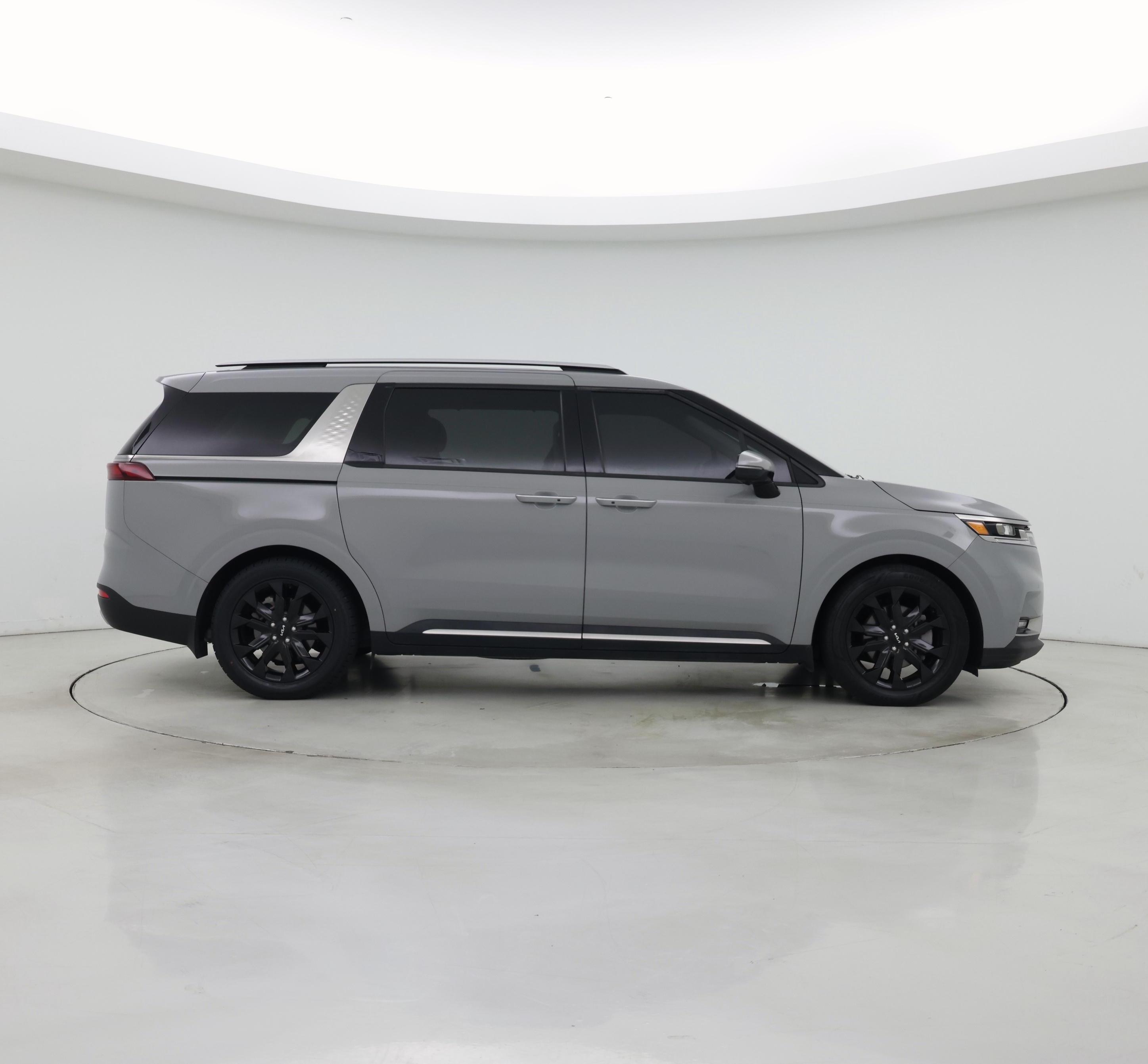 Thumbnail: 2023 Kia Carnival - 7