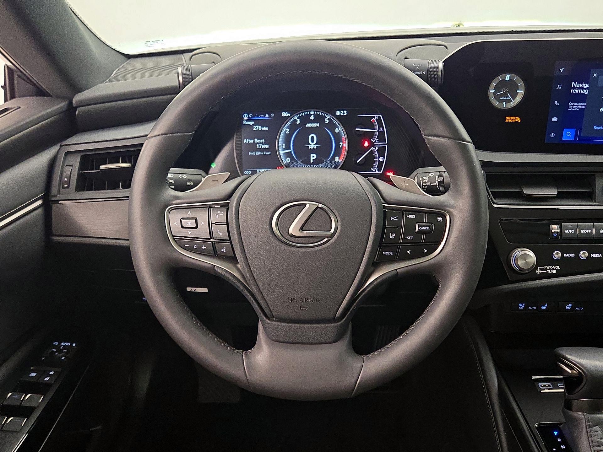 Thumbnail: 2023 Lexus ES - 10