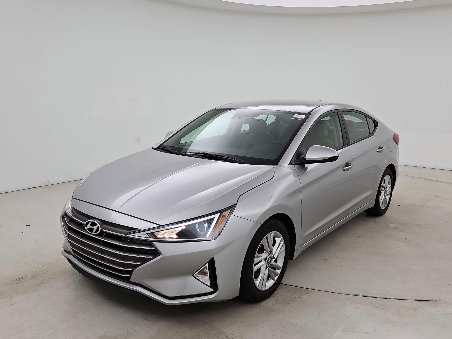 Thumbnail: 2020 Hyundai Elantra - 3