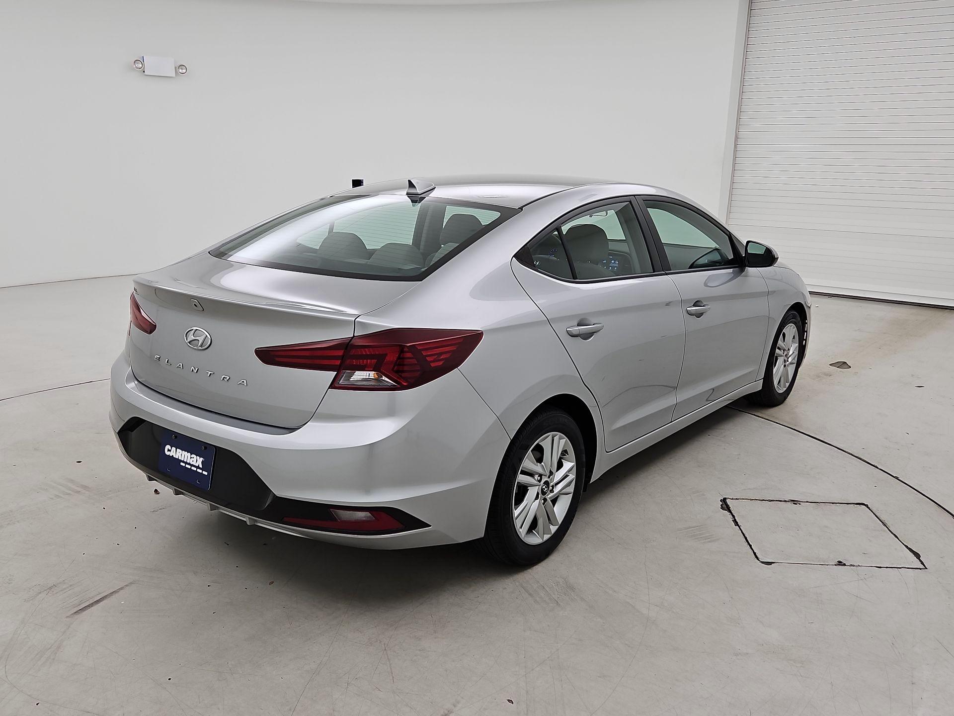 Thumbnail: 2020 Hyundai Elantra - 5