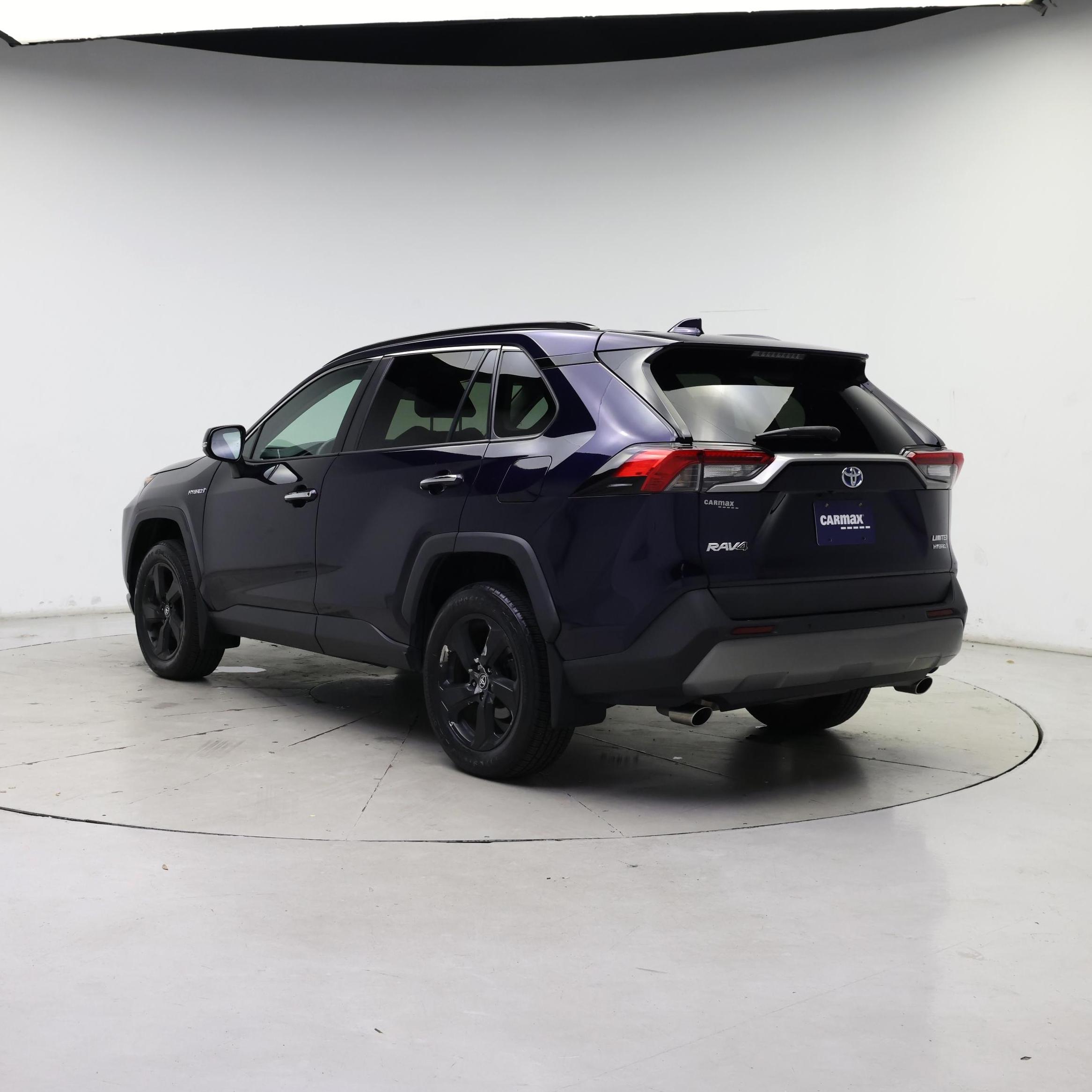 Thumbnail: 2020 Toyota RAV4 - 2