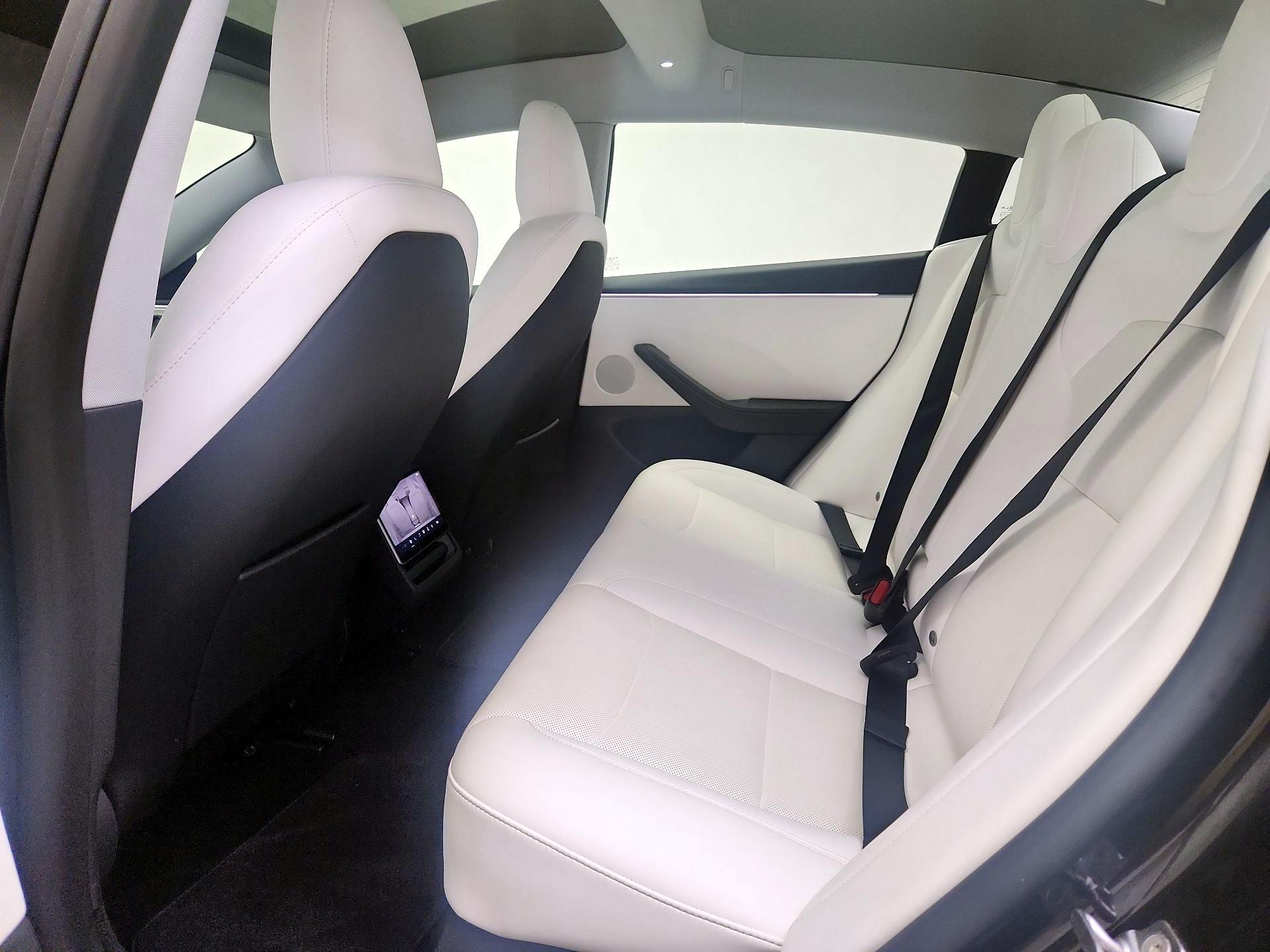 Thumbnail: 2025 Tesla Model 3 - 18