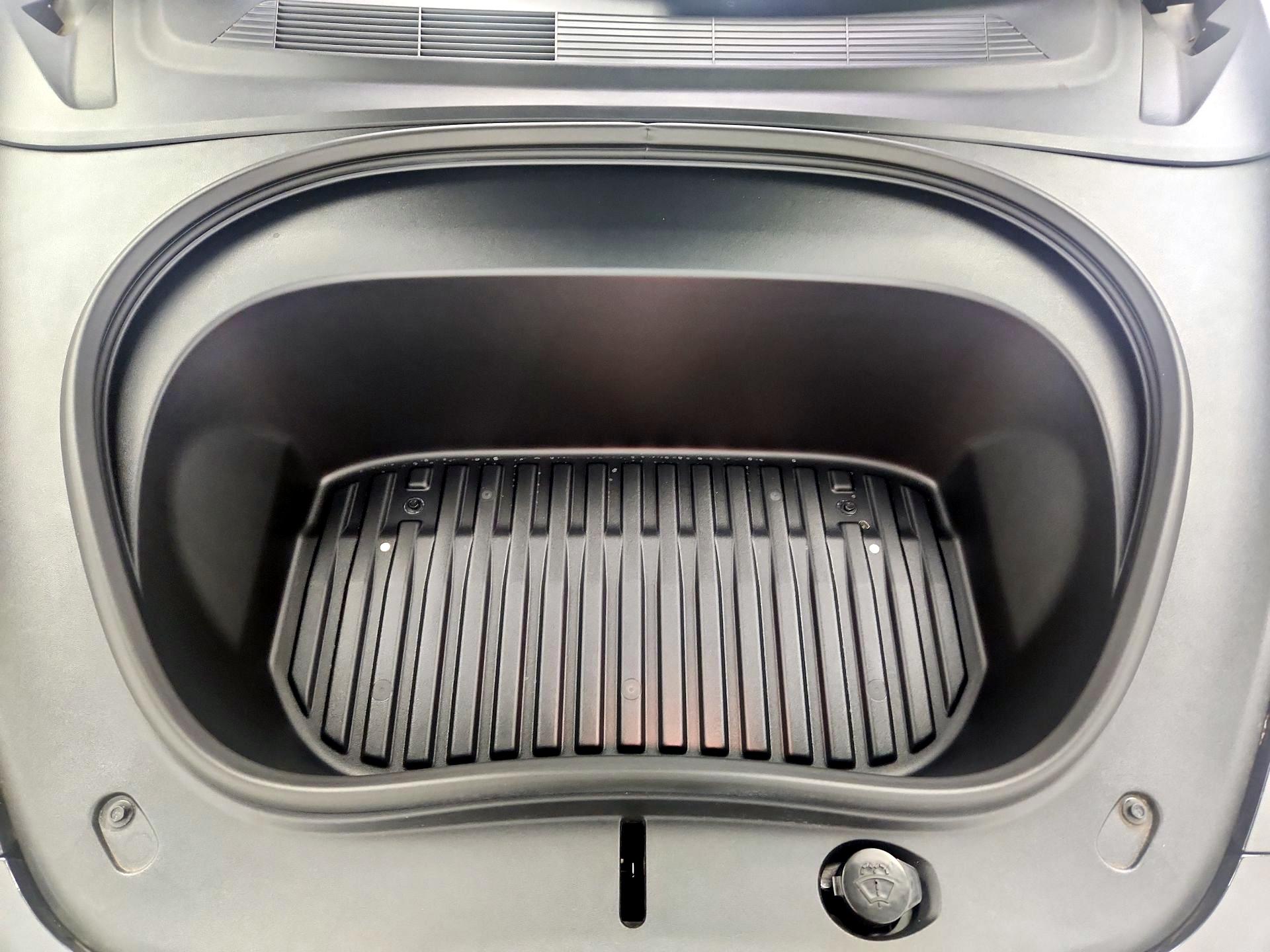 Thumbnail: 2025 Tesla Model 3 - 20