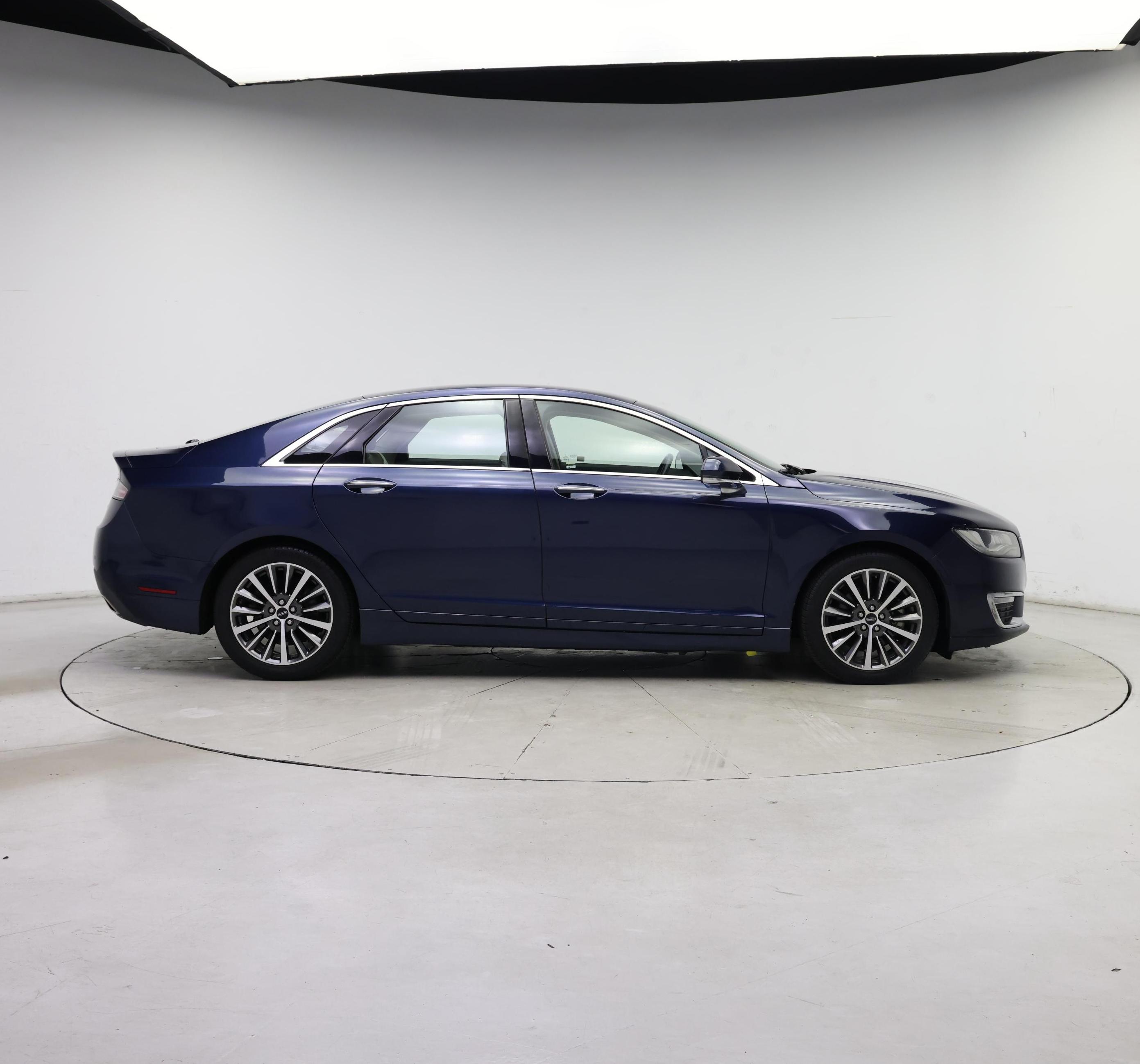 Thumbnail: 2017 Lincoln MKZ - 7