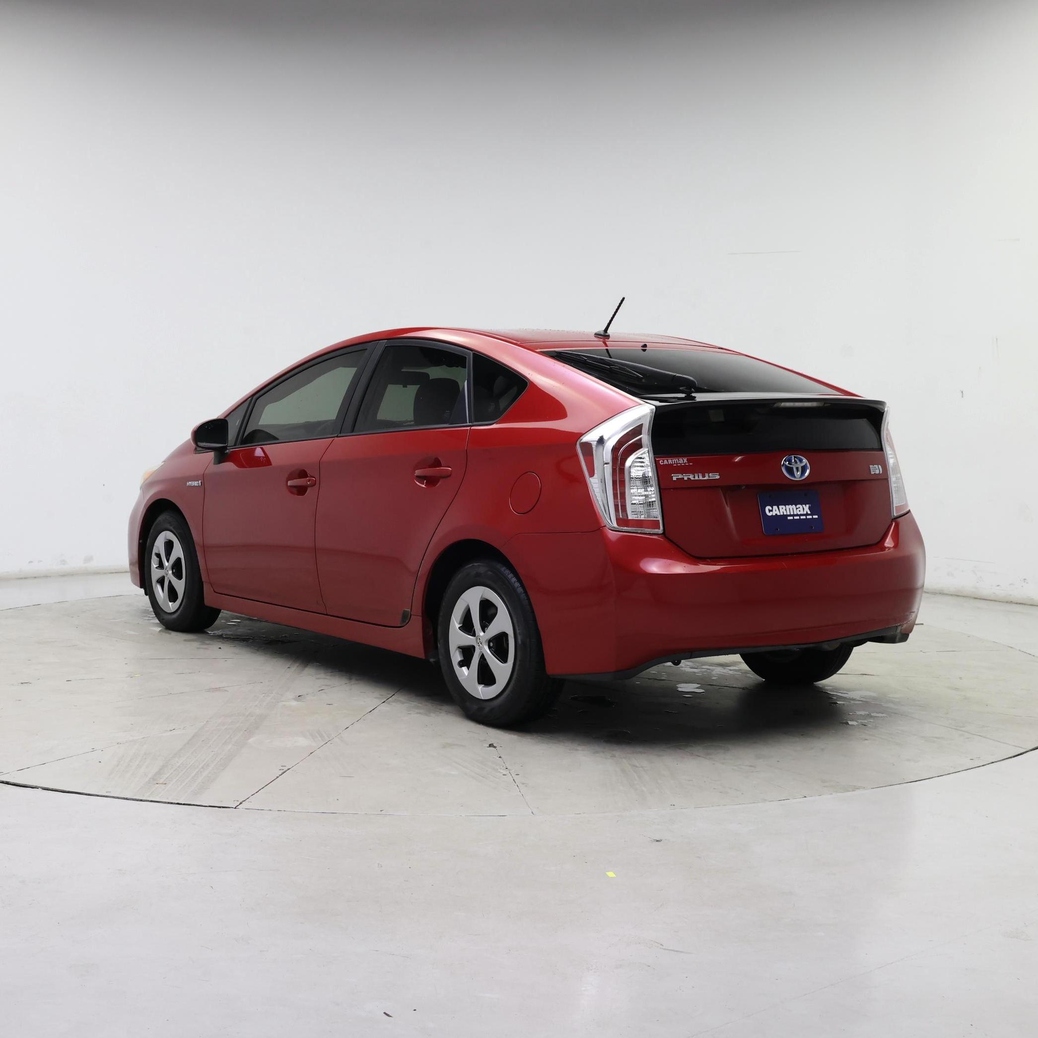 Thumbnail: 2015 Toyota Prius - 2