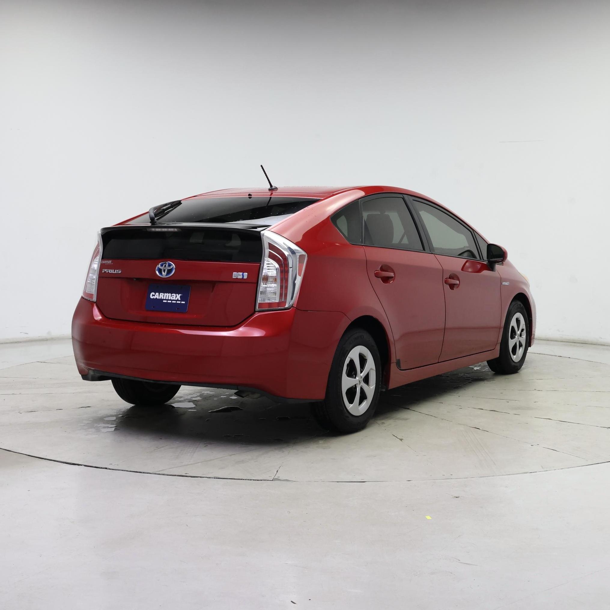 Thumbnail: 2015 Toyota Prius - 8