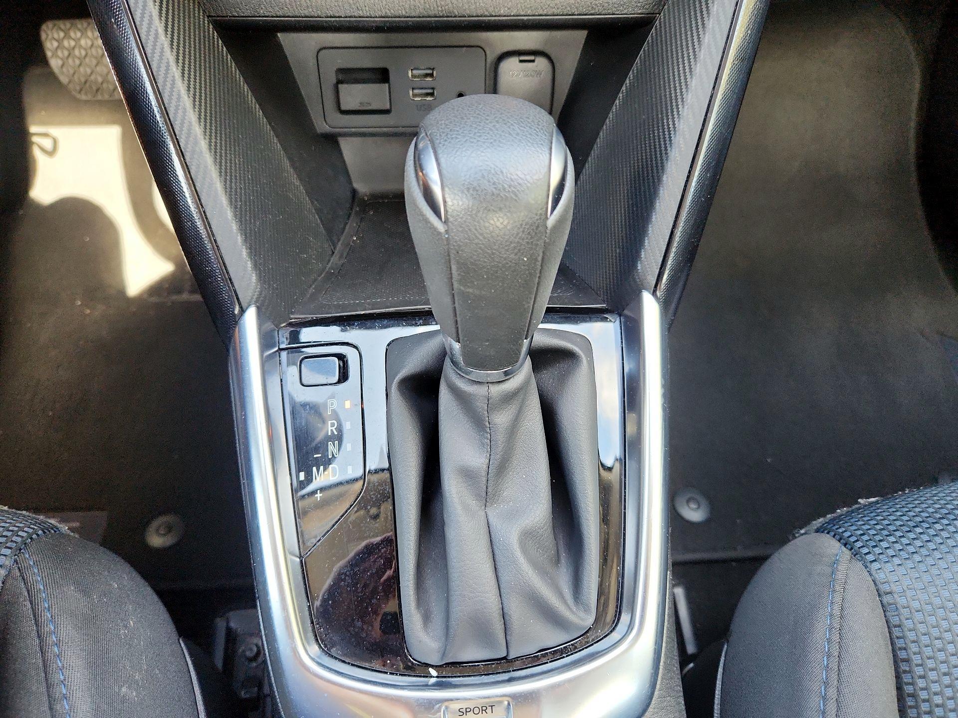 Thumbnail: 2018 Toyota Yaris iA - 15