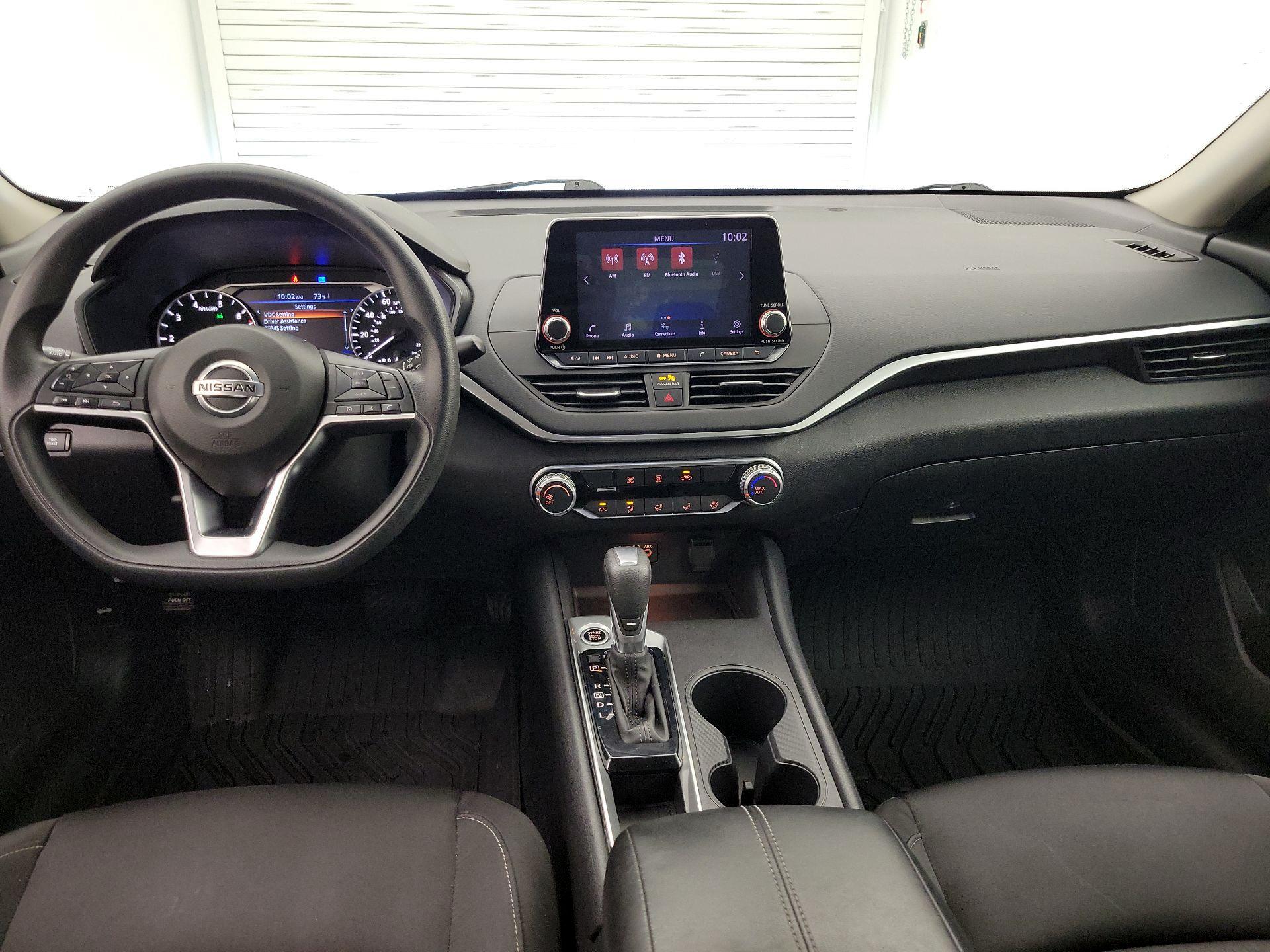Thumbnail: 2019 Nissan Altima - 9