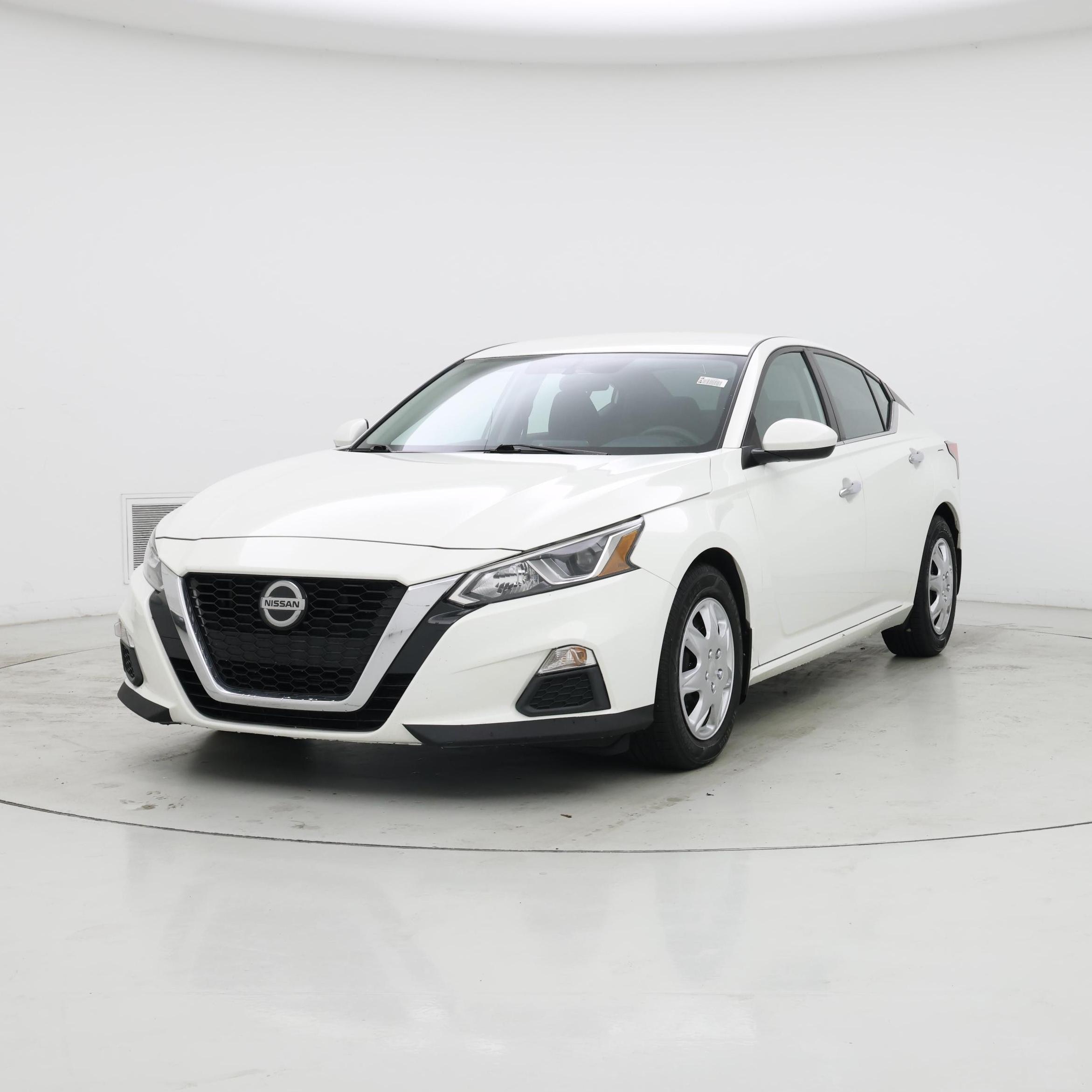 Thumbnail: 2019 Nissan Altima - 4