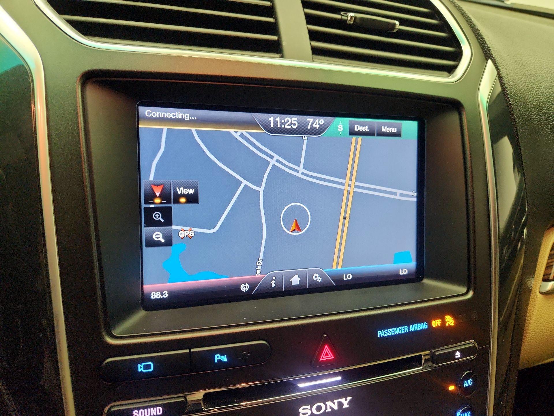 Thumbnail: 2016 Ford Explorer - 14