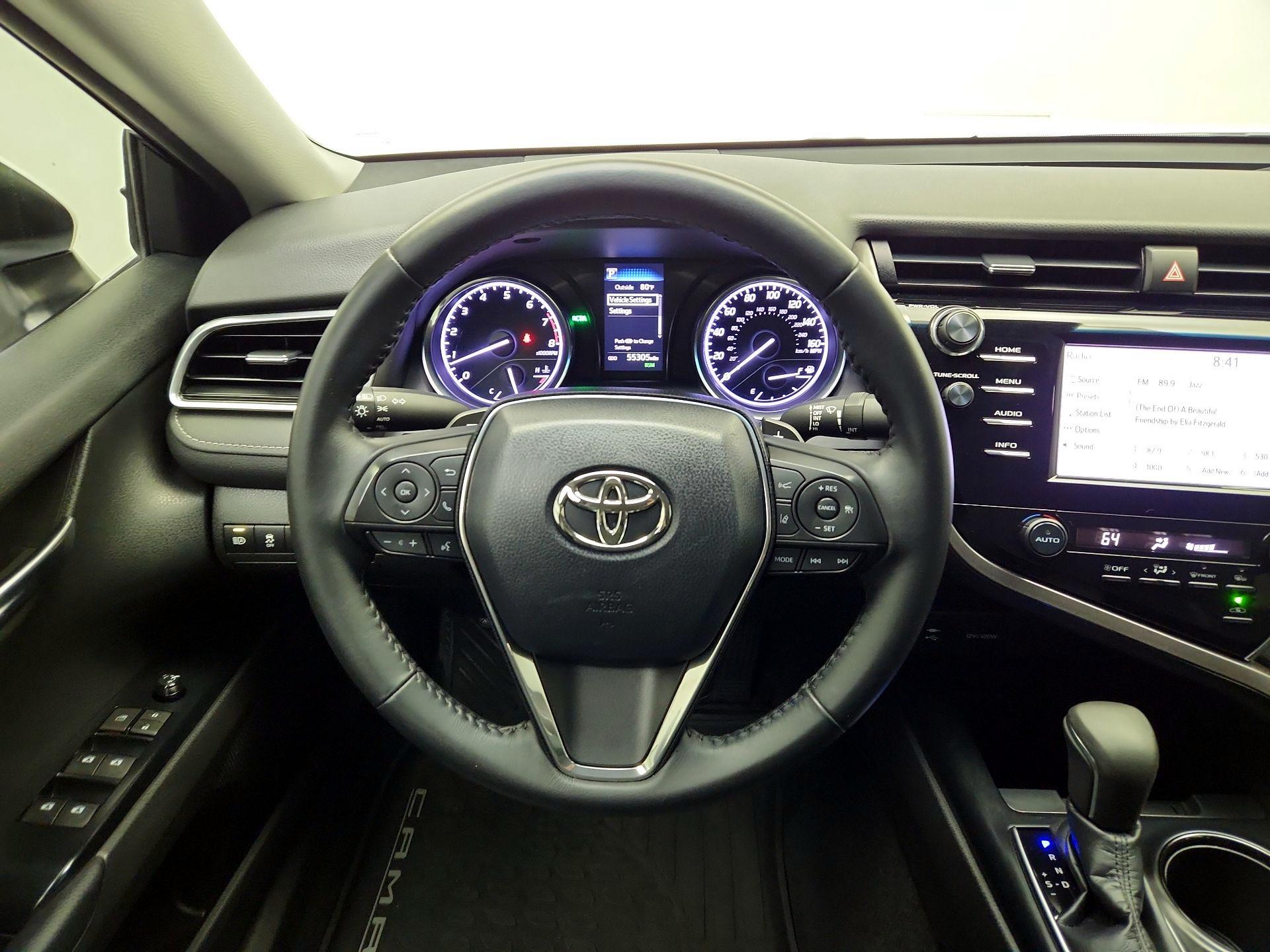 Thumbnail: 2018 Toyota Camry - 10